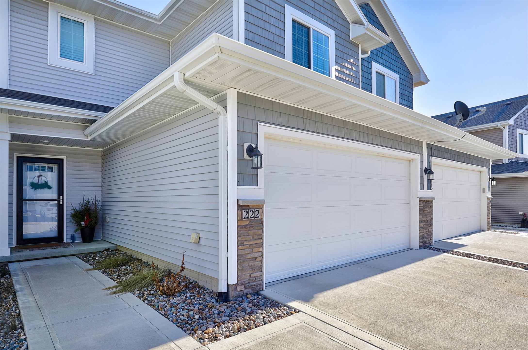 222 Red Oak Court