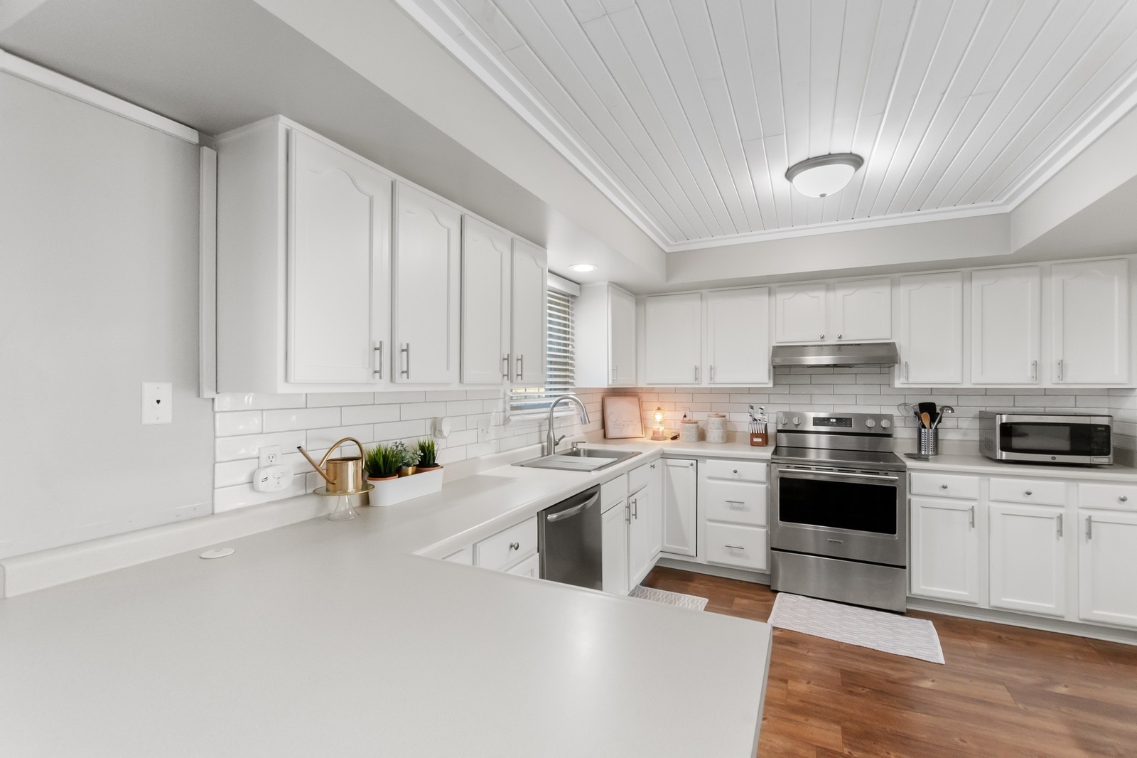 5420 NW 89th Street