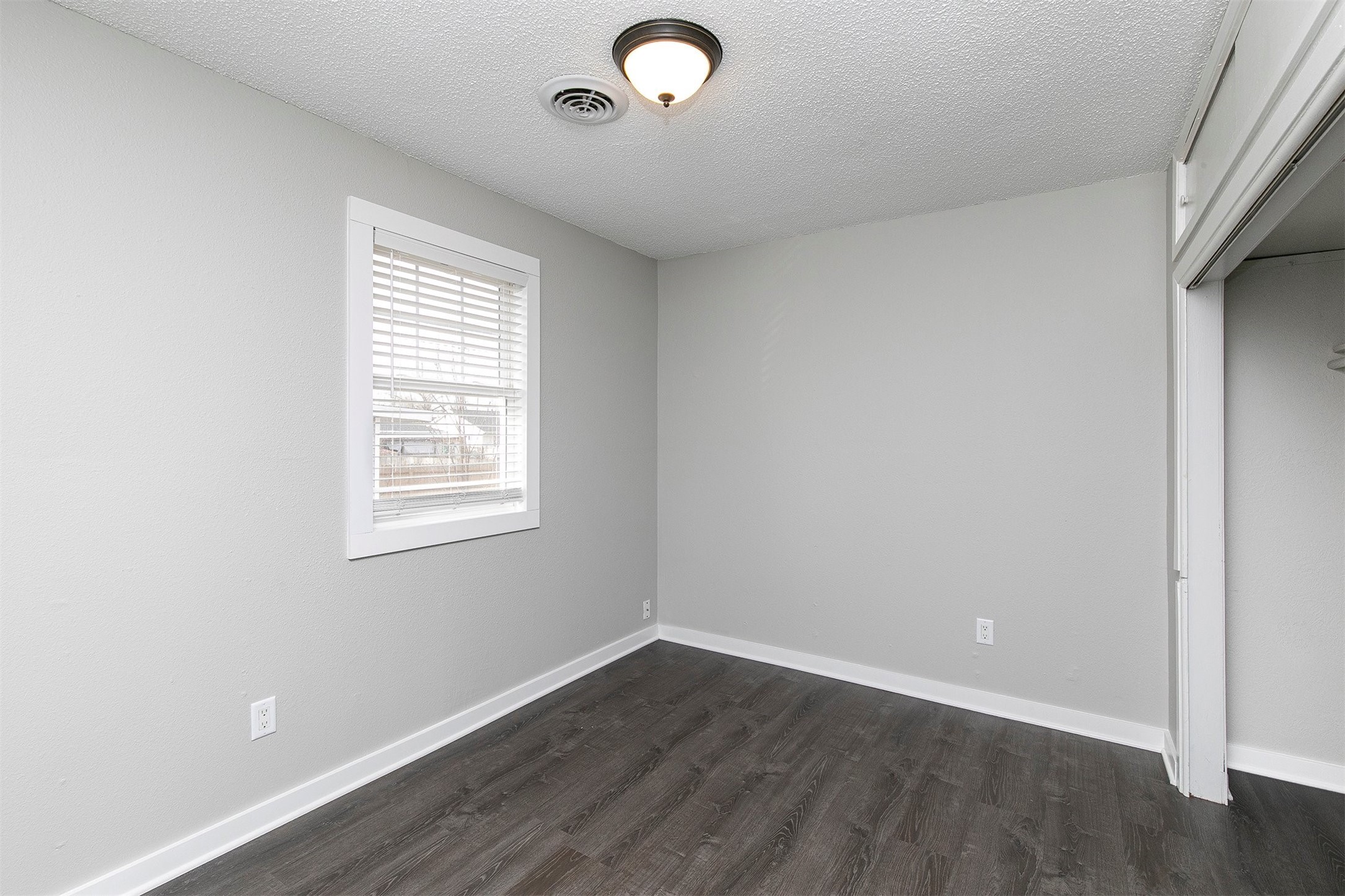 616 SW 60th Street