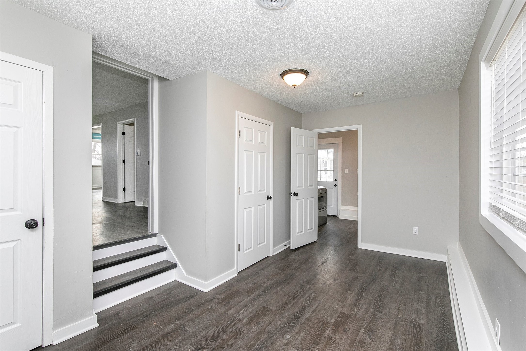 616 SW 60th Street