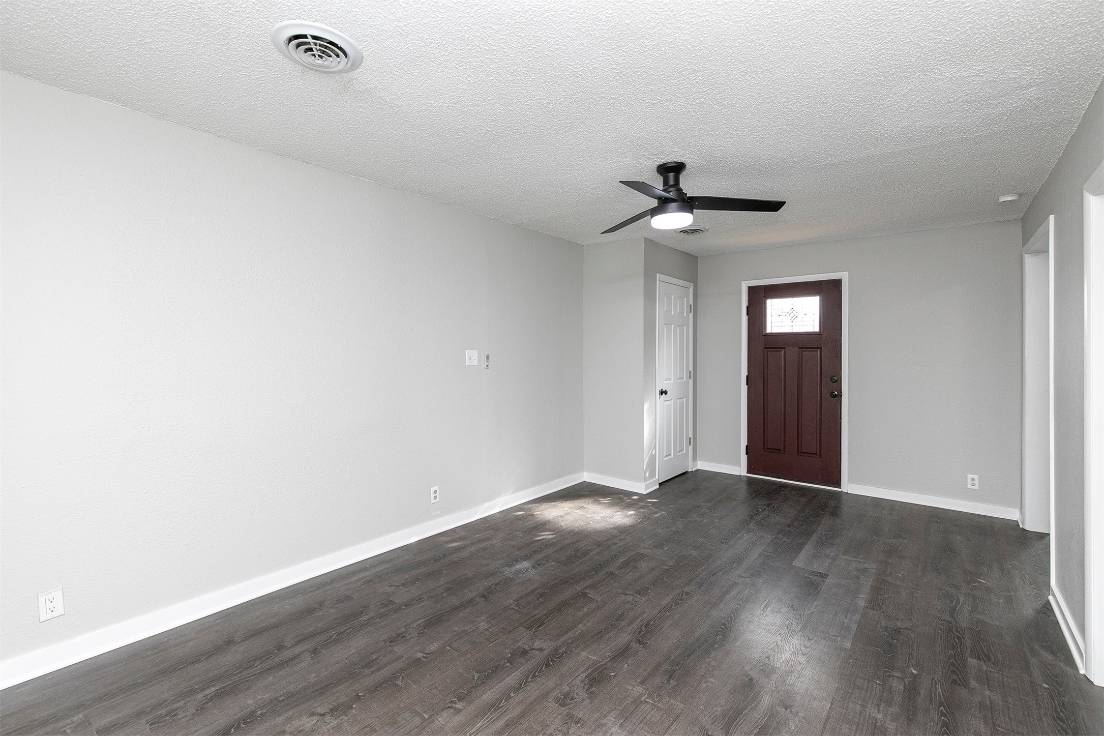 616 SW 60th Street