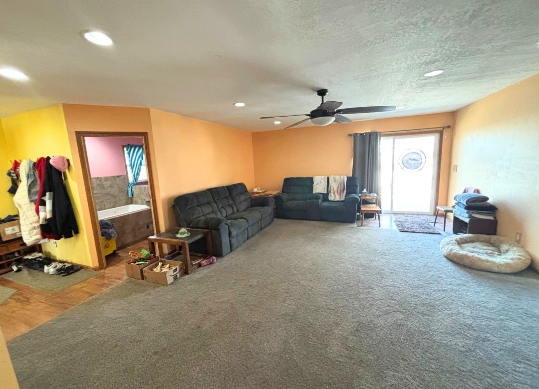 1321 Nixon Circle