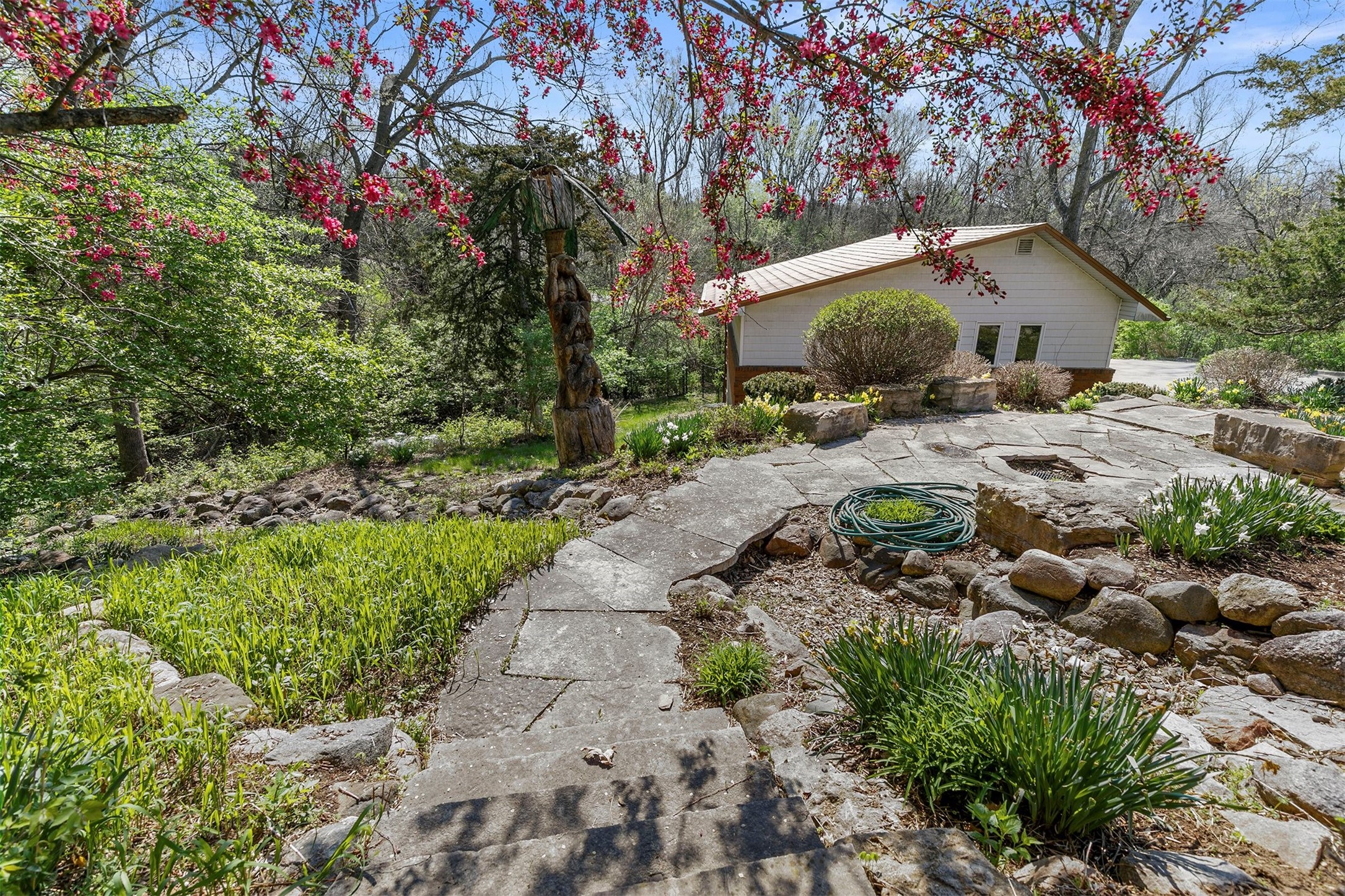 8816 NW 35th Street