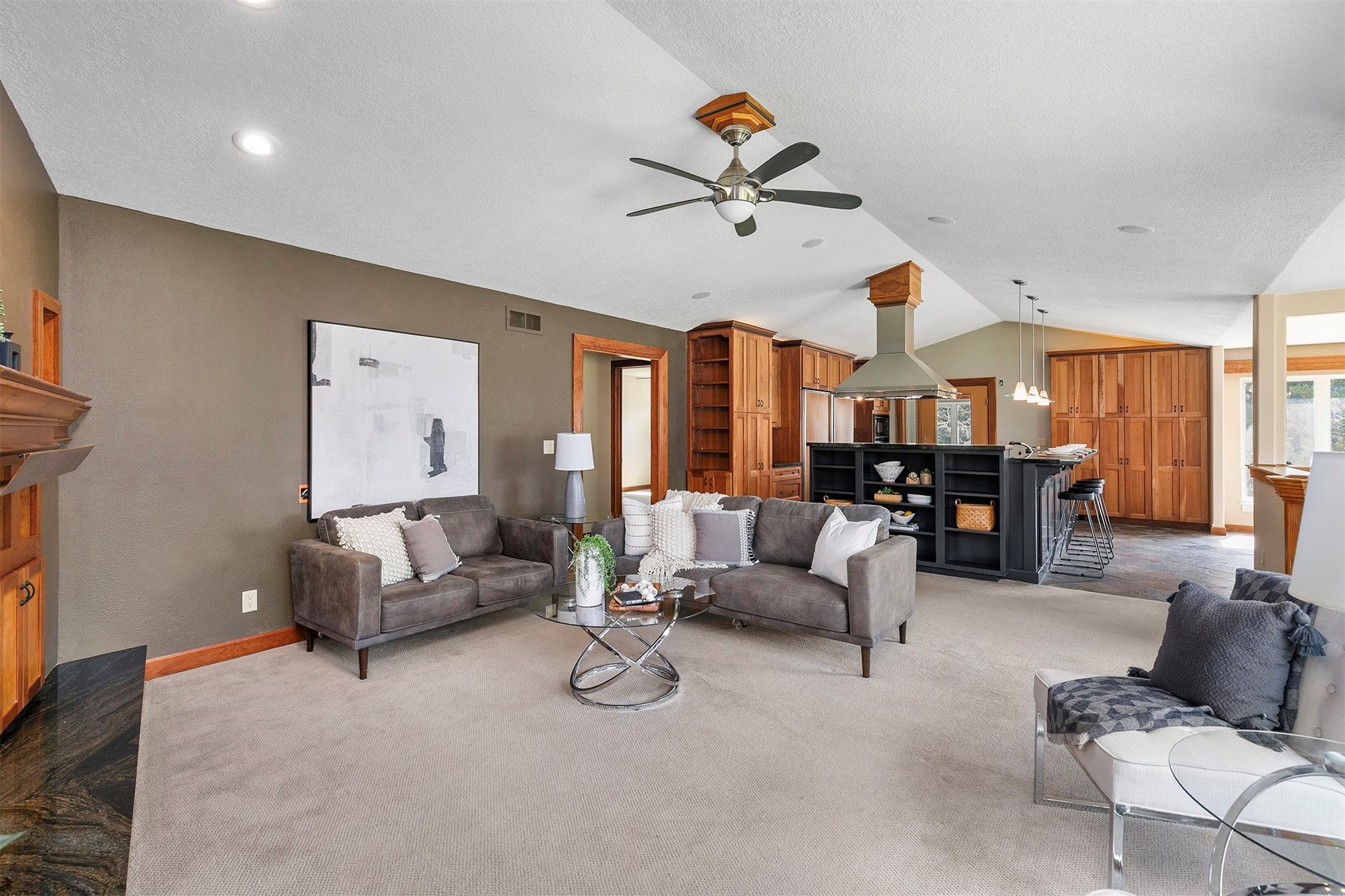 8816 NW 35th Street
