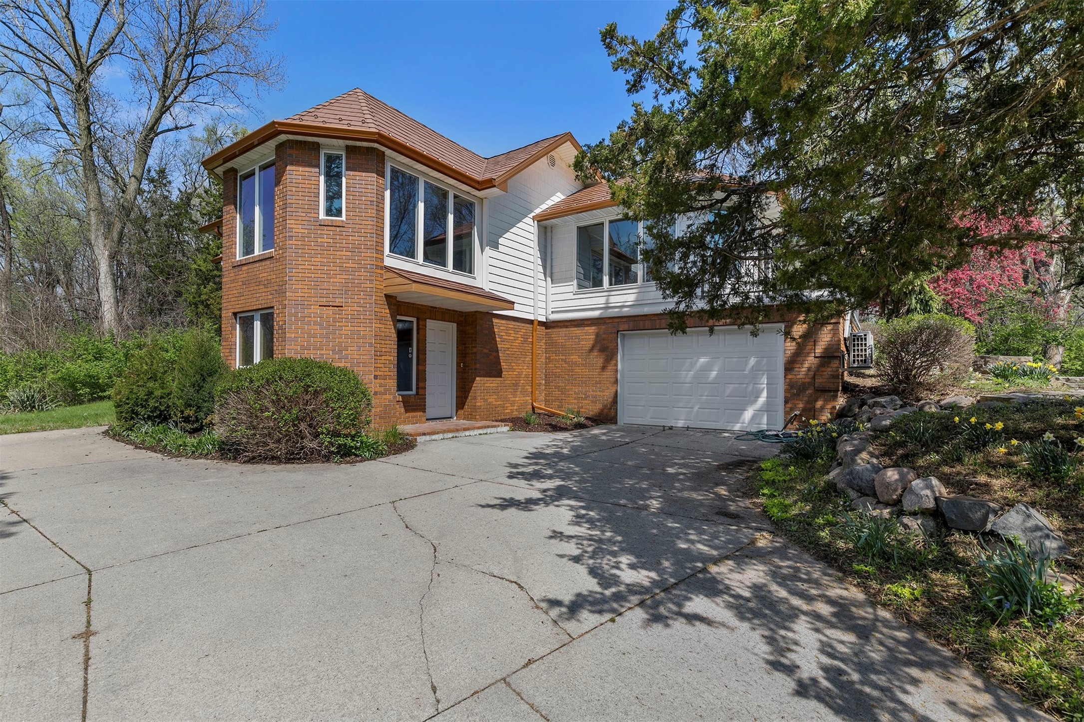 8816 NW 35th Street