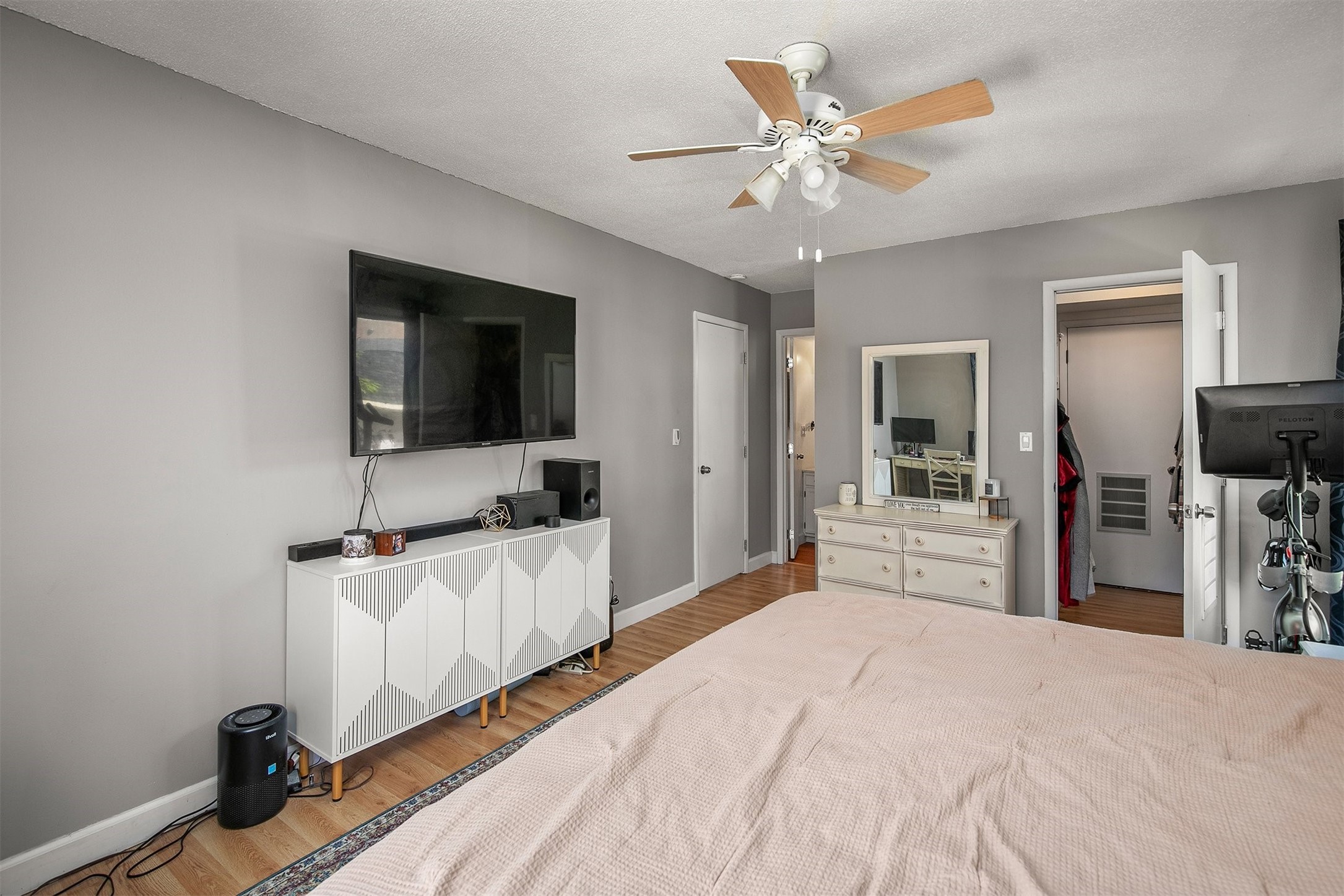1420 20th Street 7
