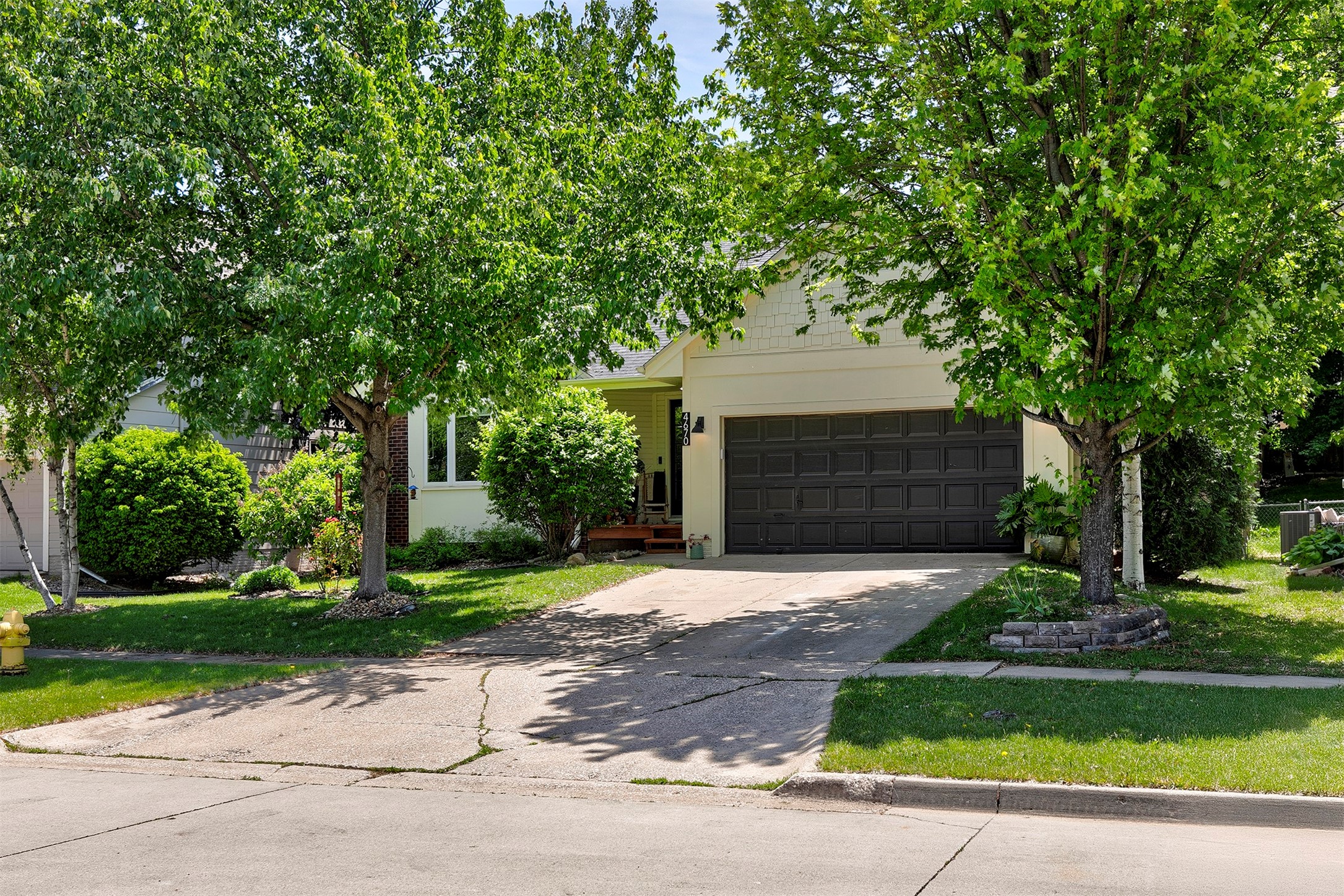4670 Meadow Valley Drive