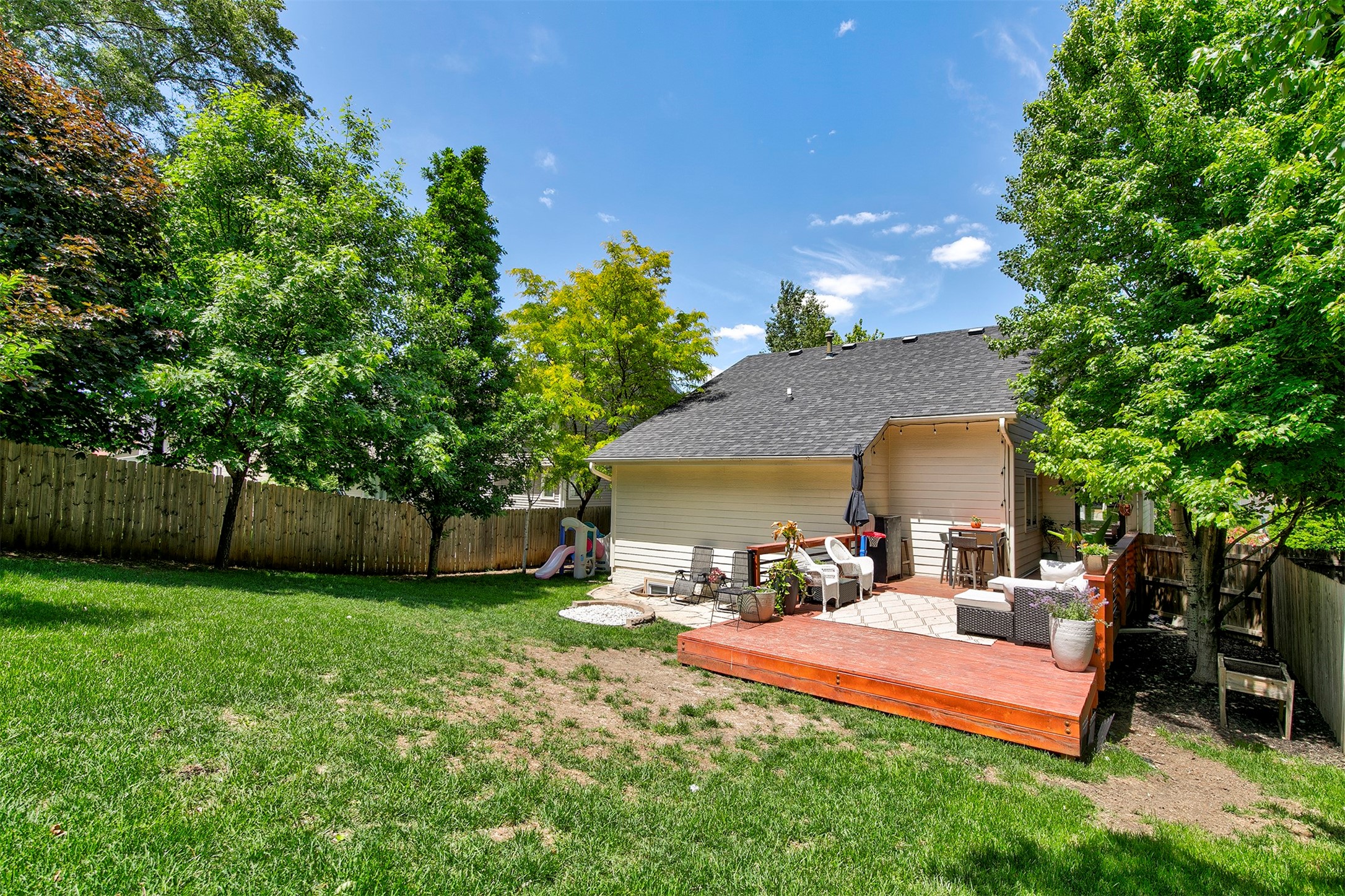 4670 Meadow Valley Drive