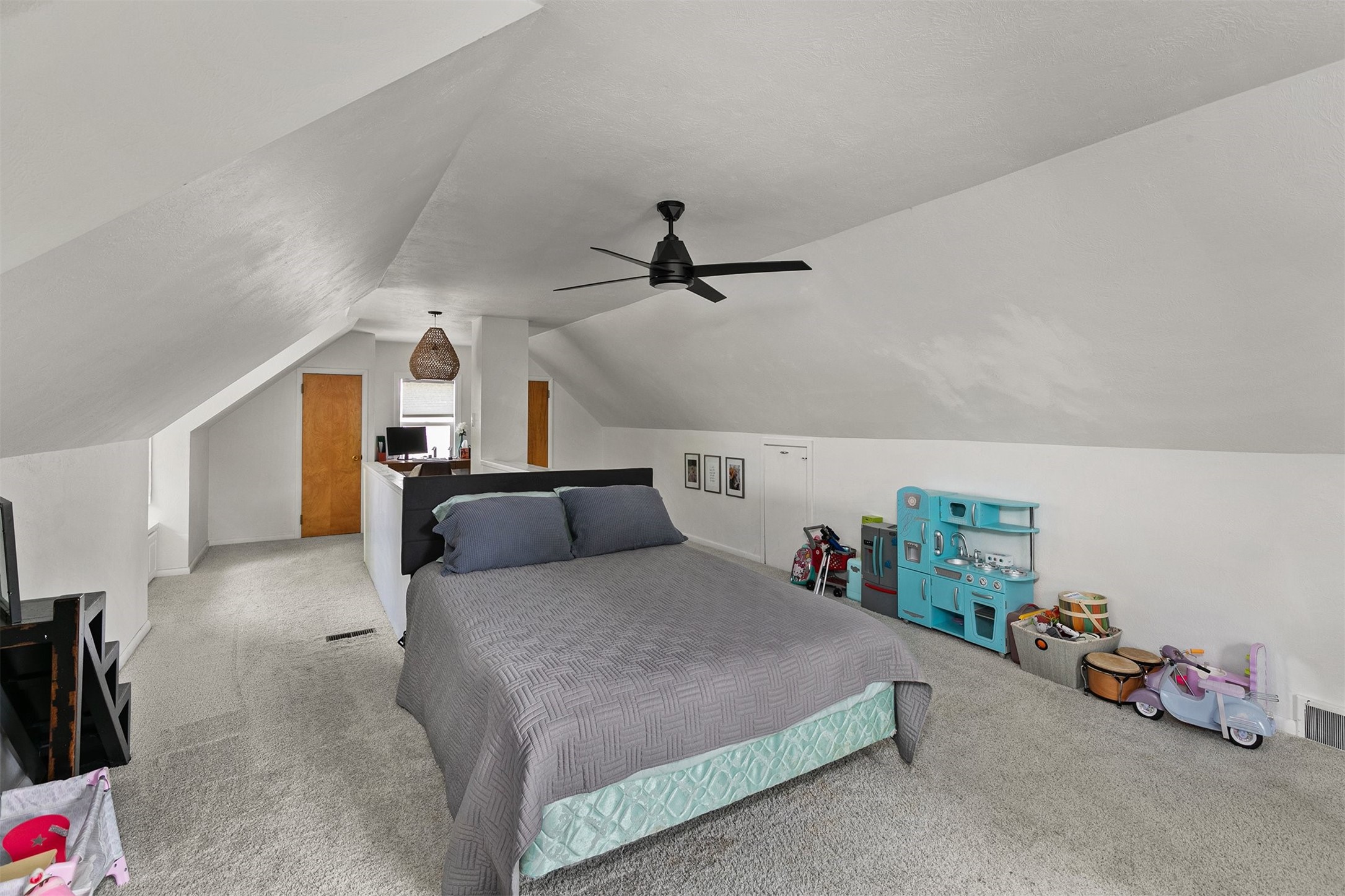 6004 Dagle Drive