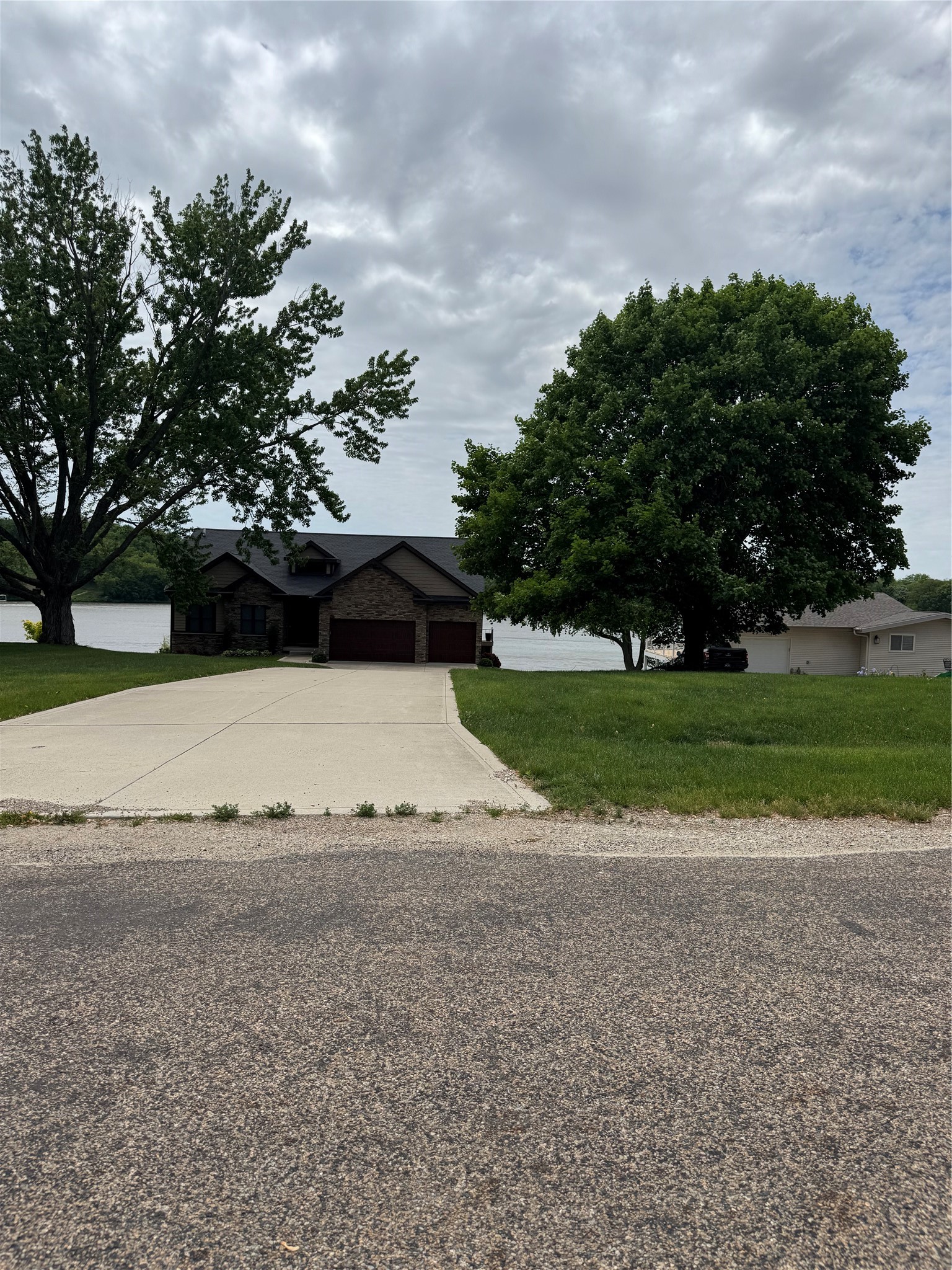 4726 Panorama Drive