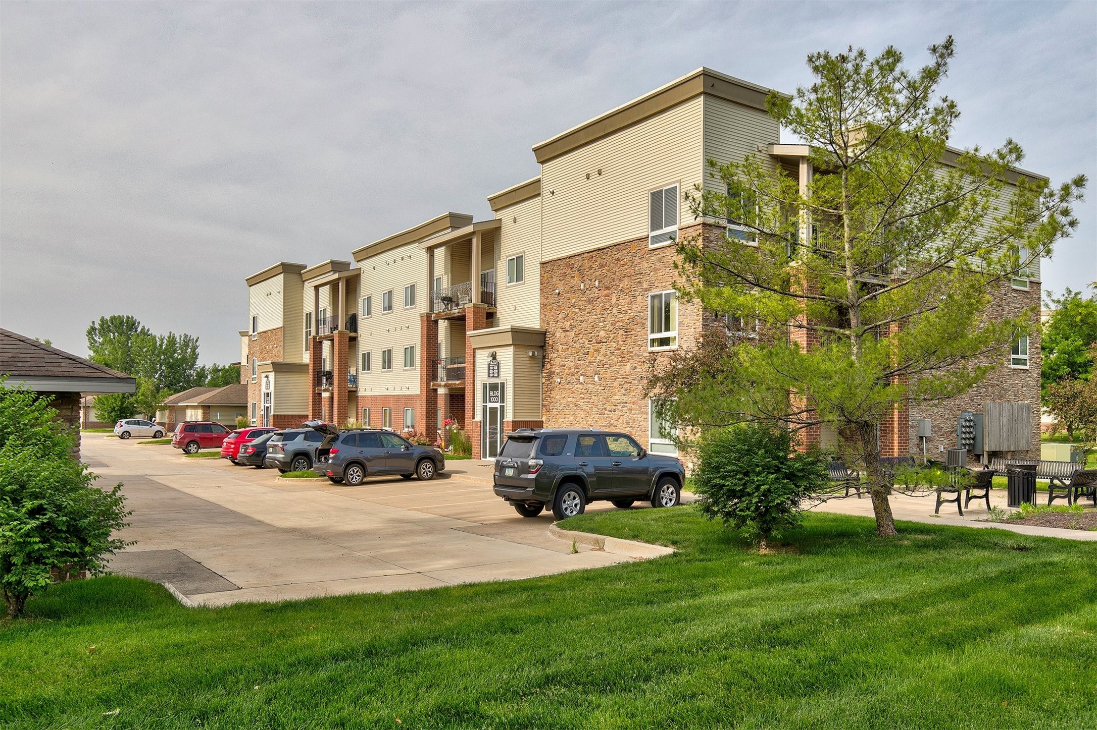 6350 Coachlight Drive 1308