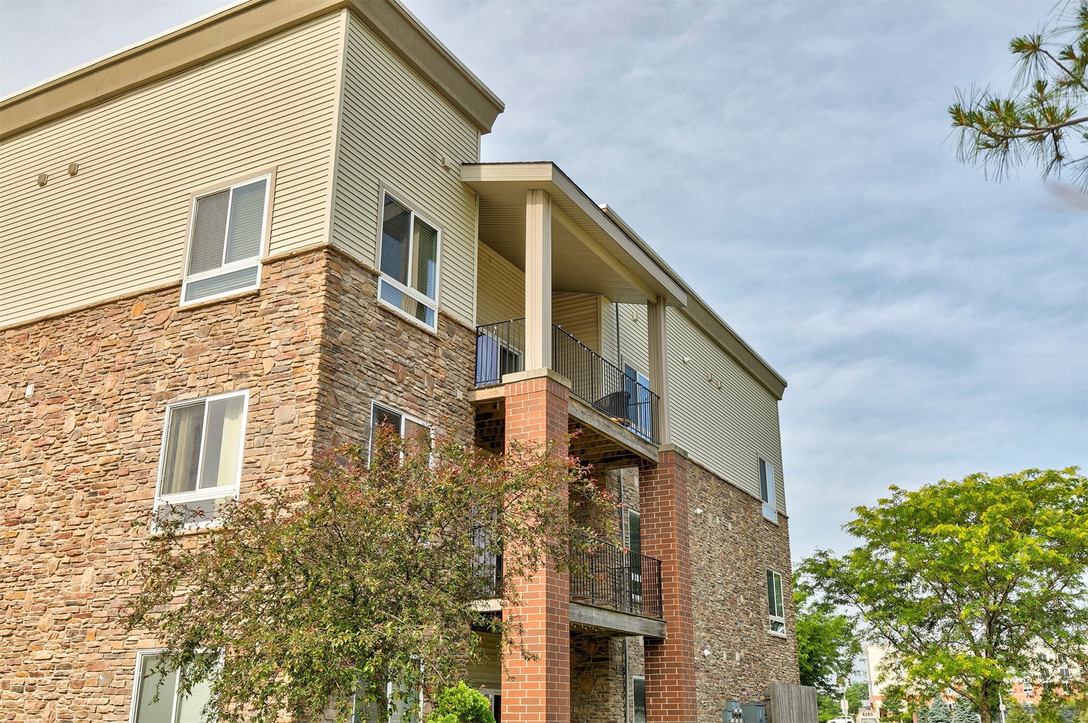 6350 Coachlight Drive 1308