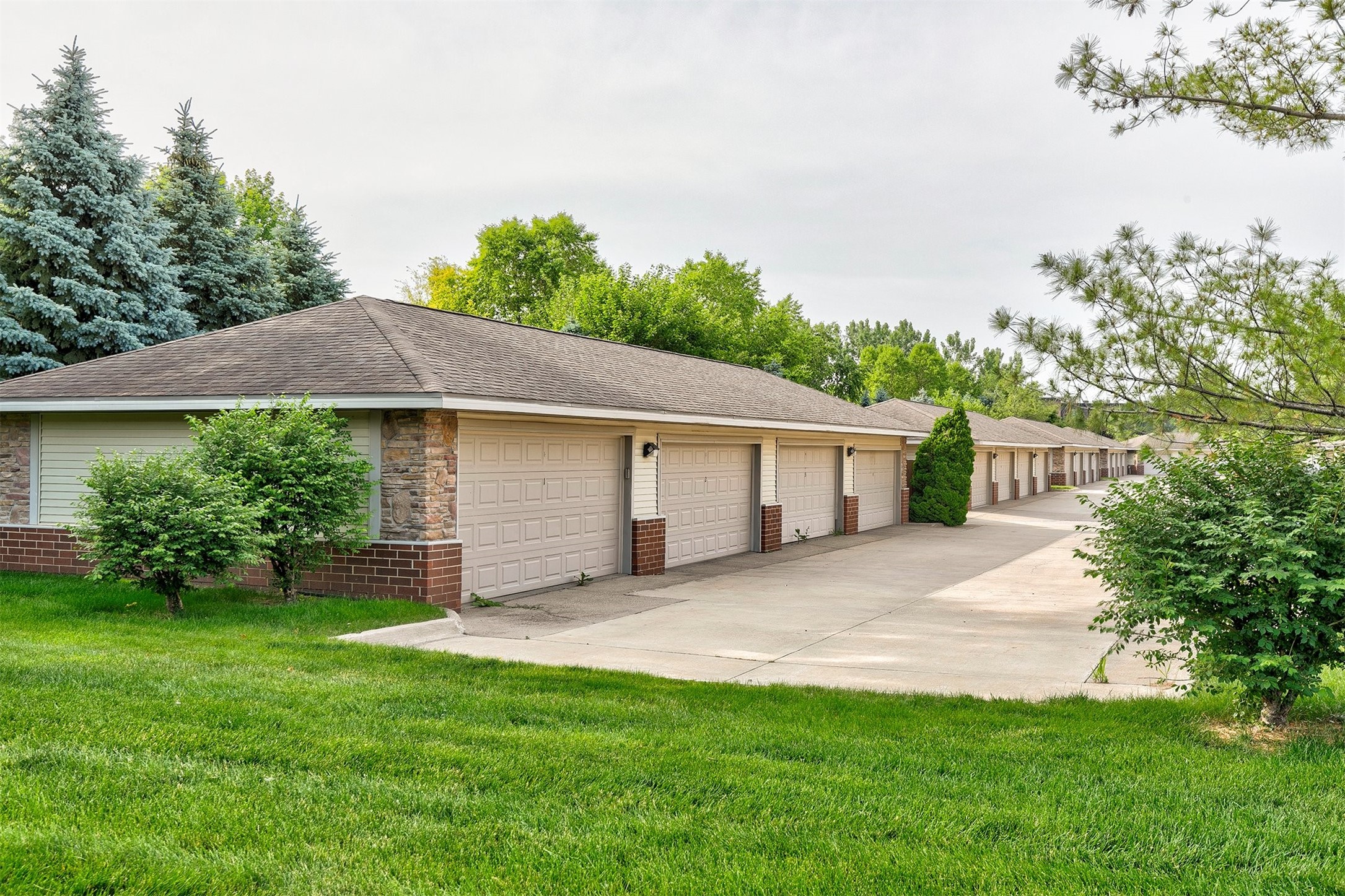 6350 Coachlight Drive 1308