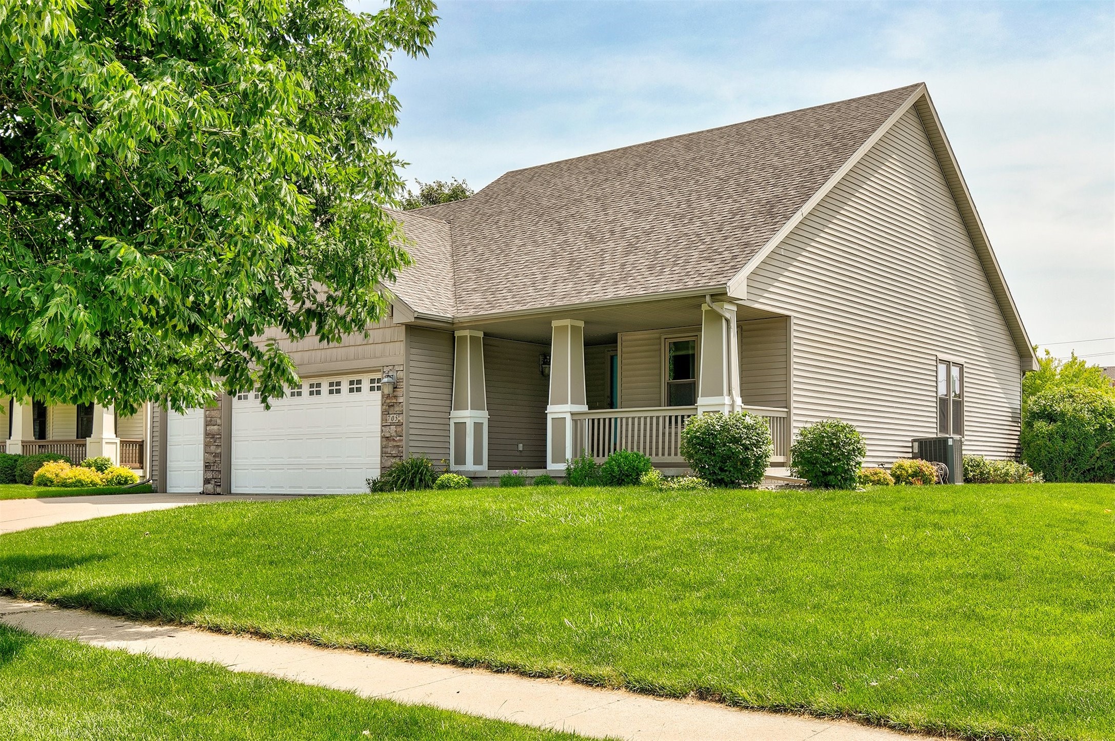 705 SE Lowell Drive