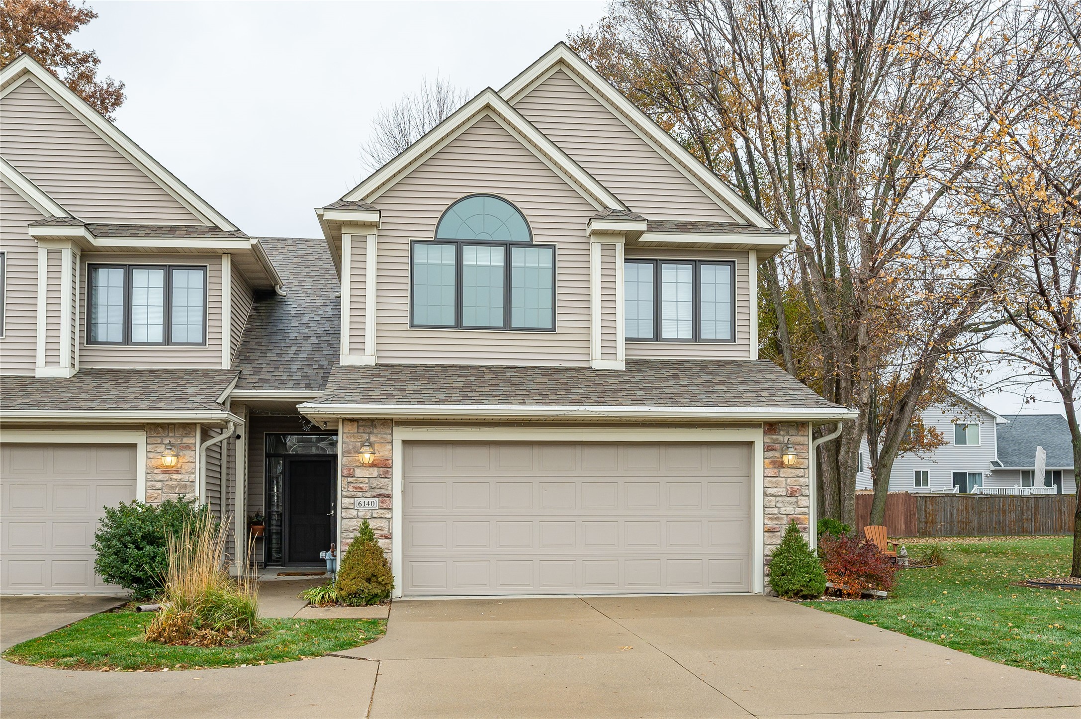 6140 Woodland Drive