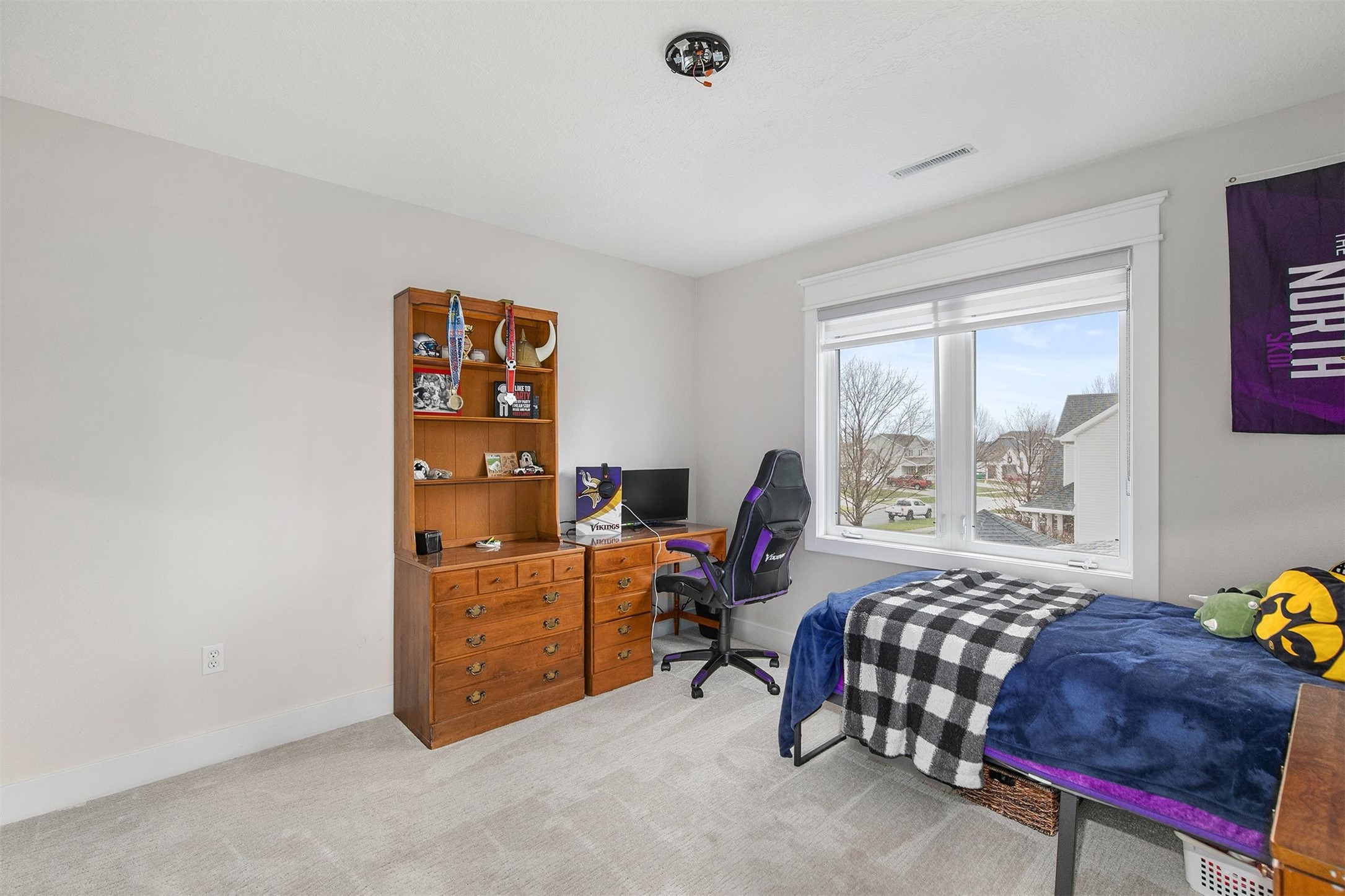 15899 Boston Parkway