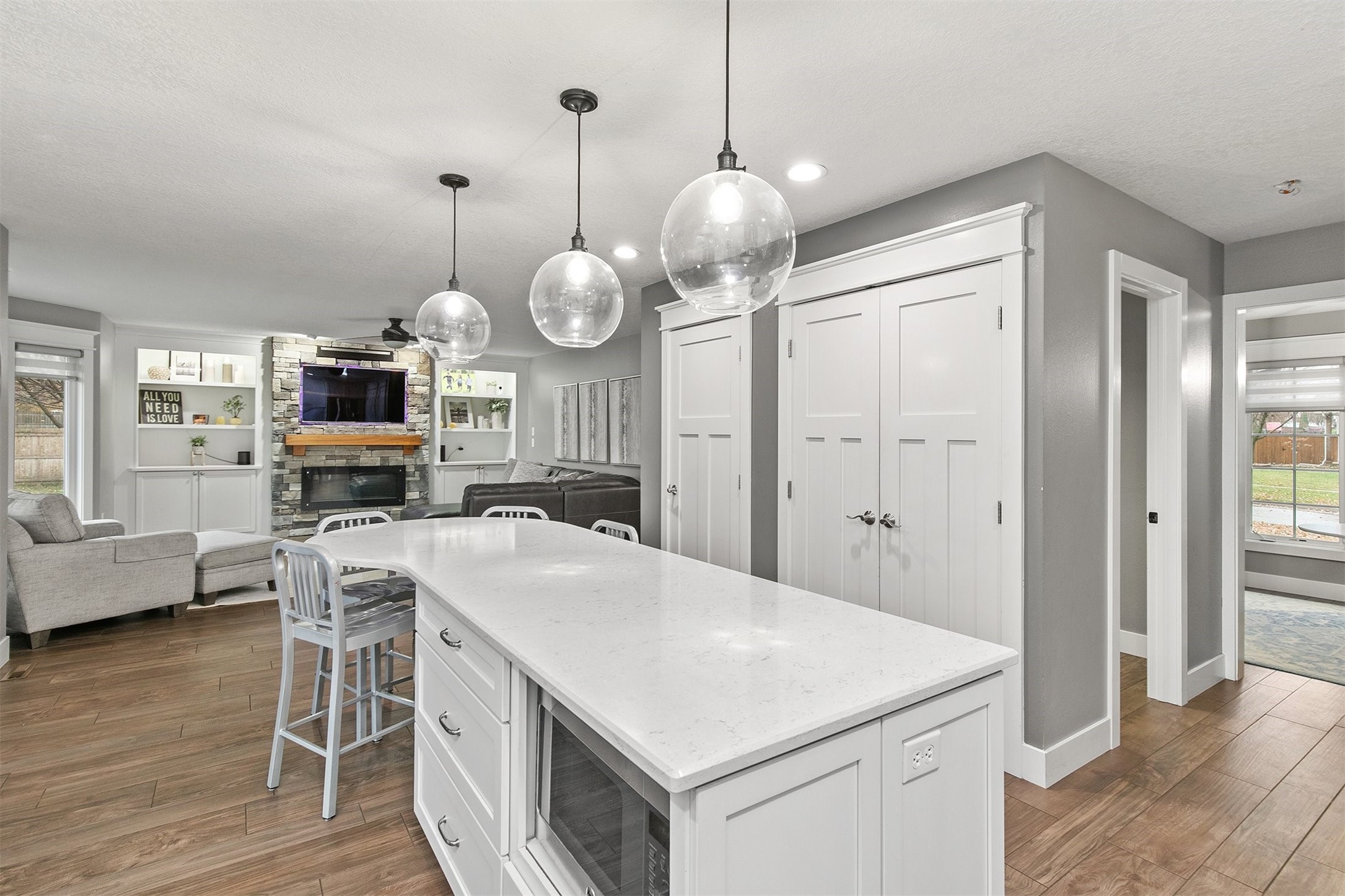 15899 Boston Parkway