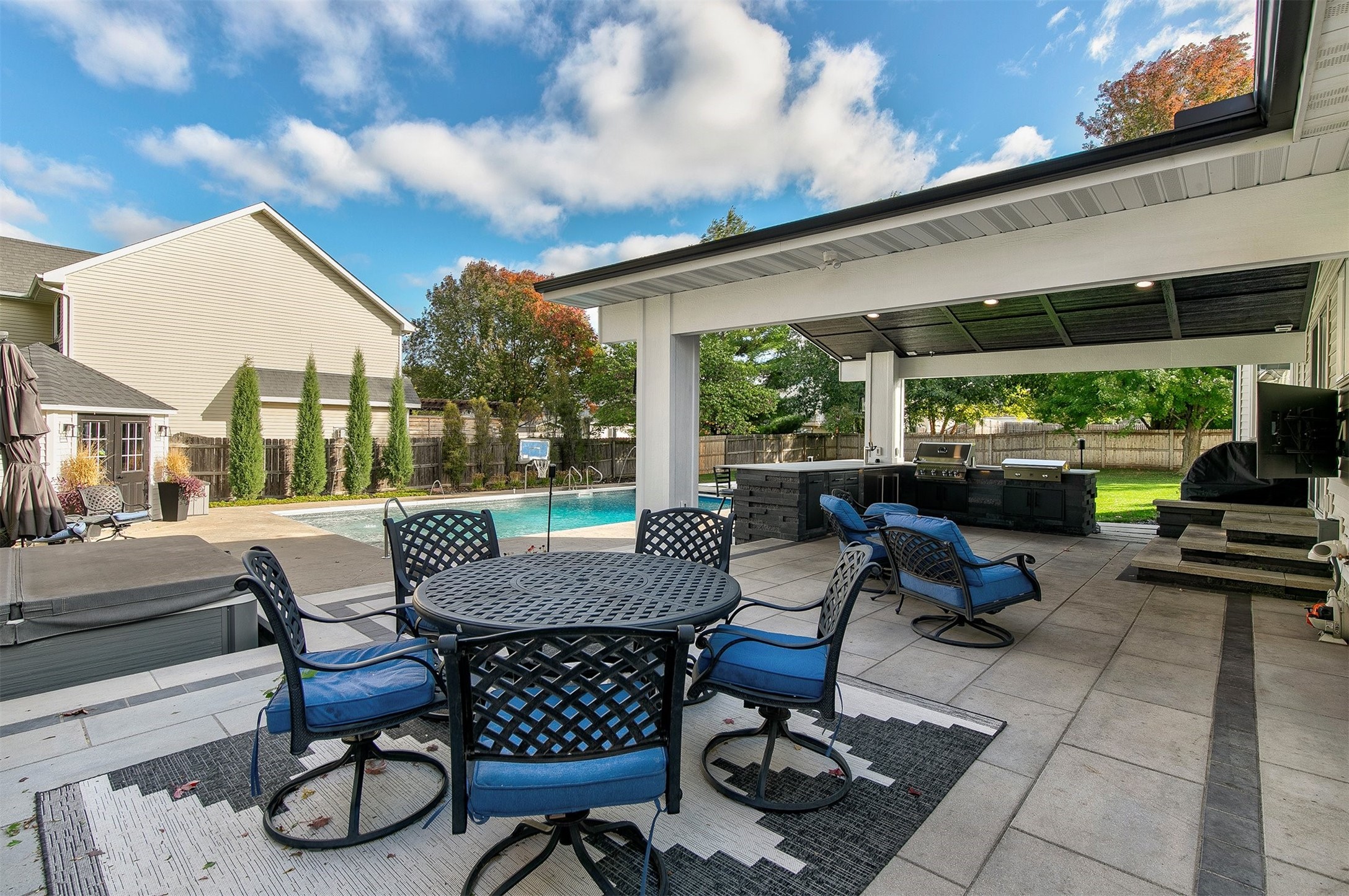 15899 Boston Parkway