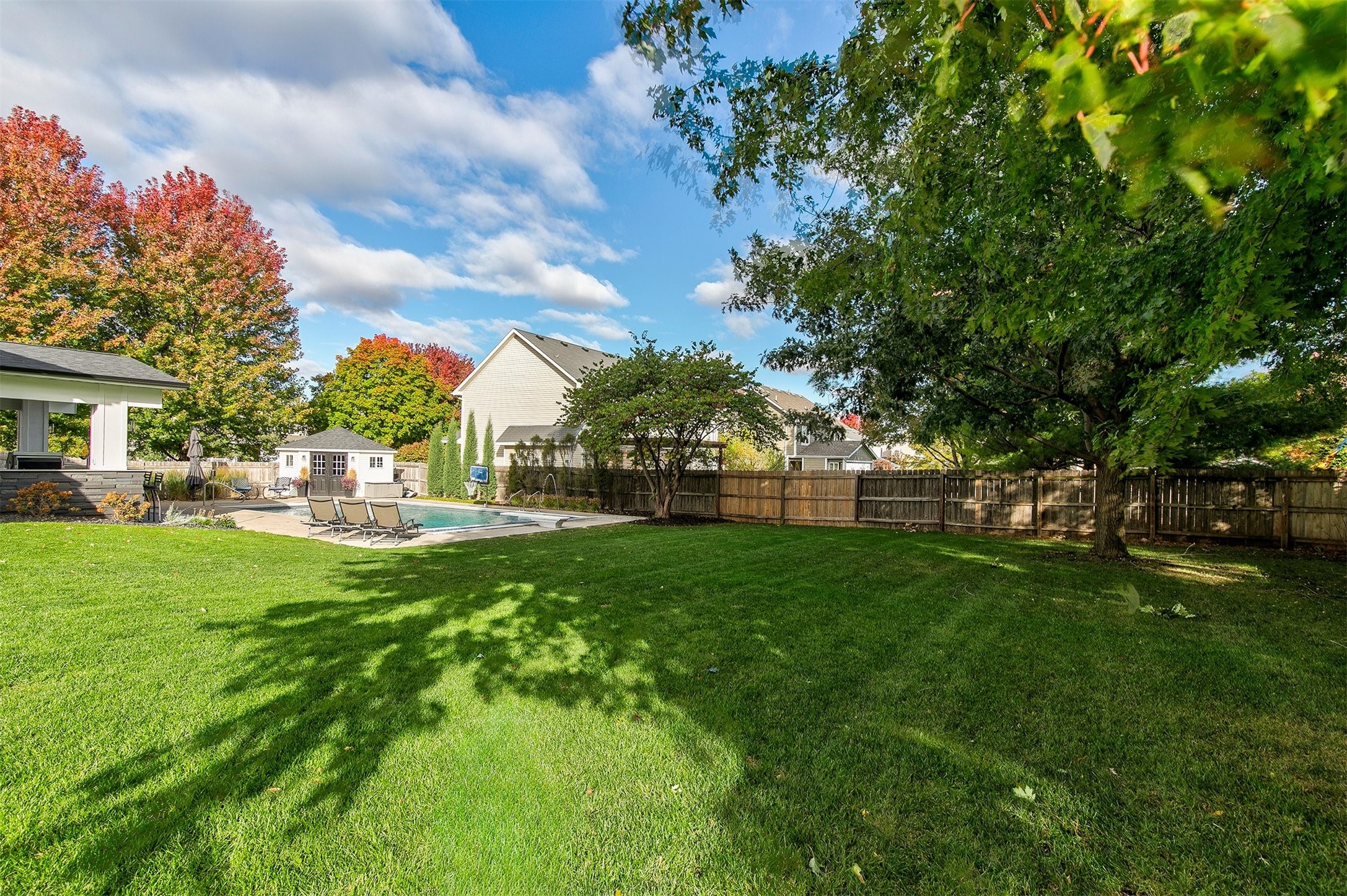 15899 Boston Parkway