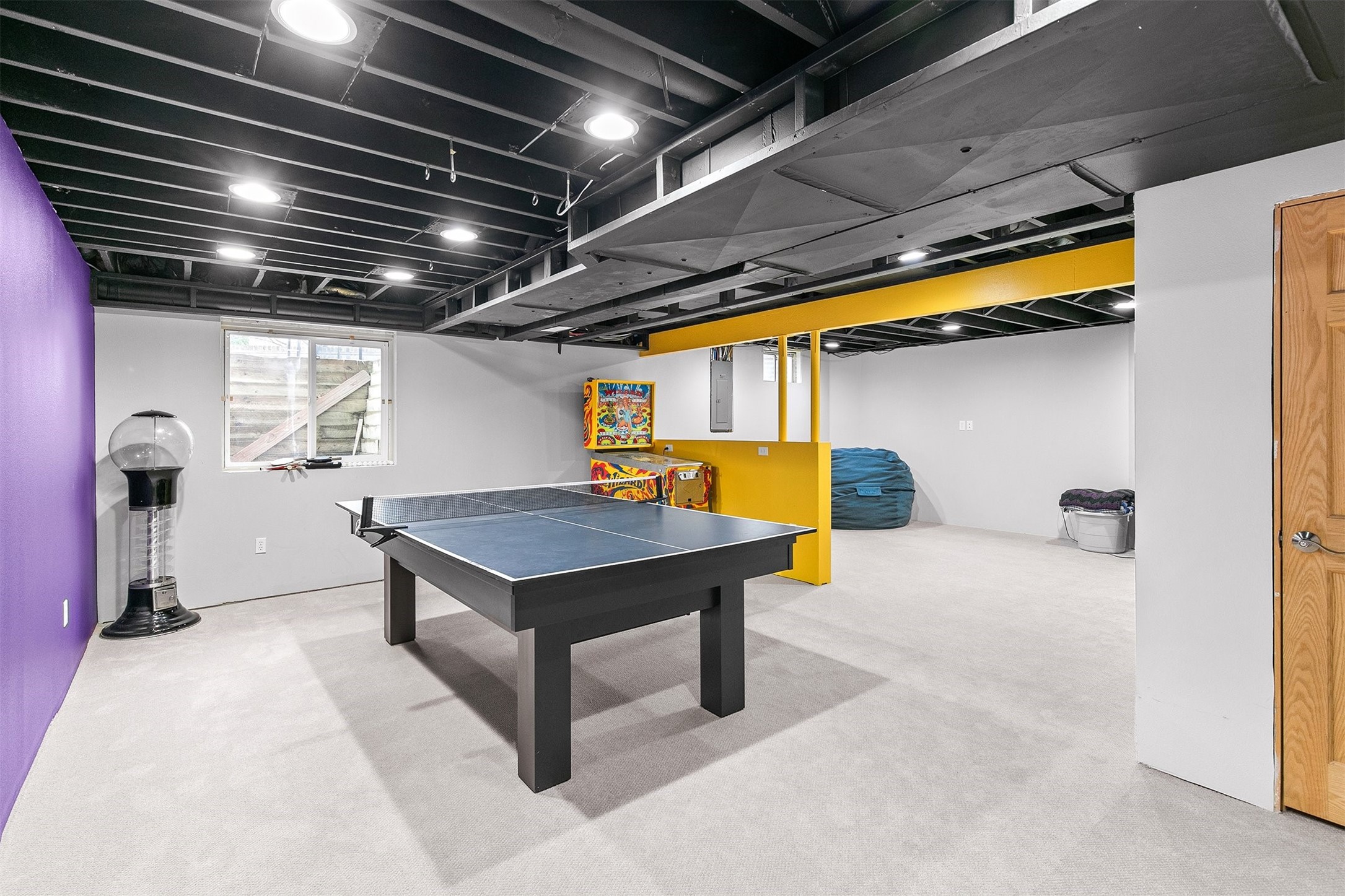 15899 Boston Parkway