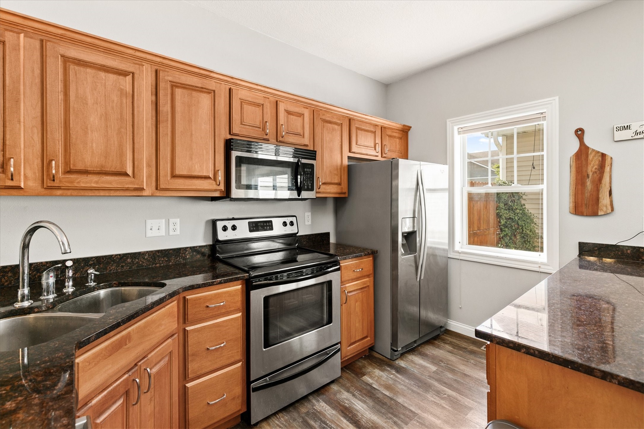 6330 Beechtree Drive 10107