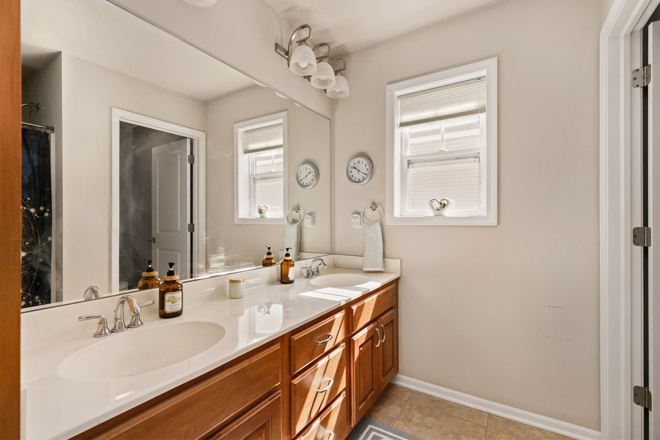 6330 Beechtree Drive 10107