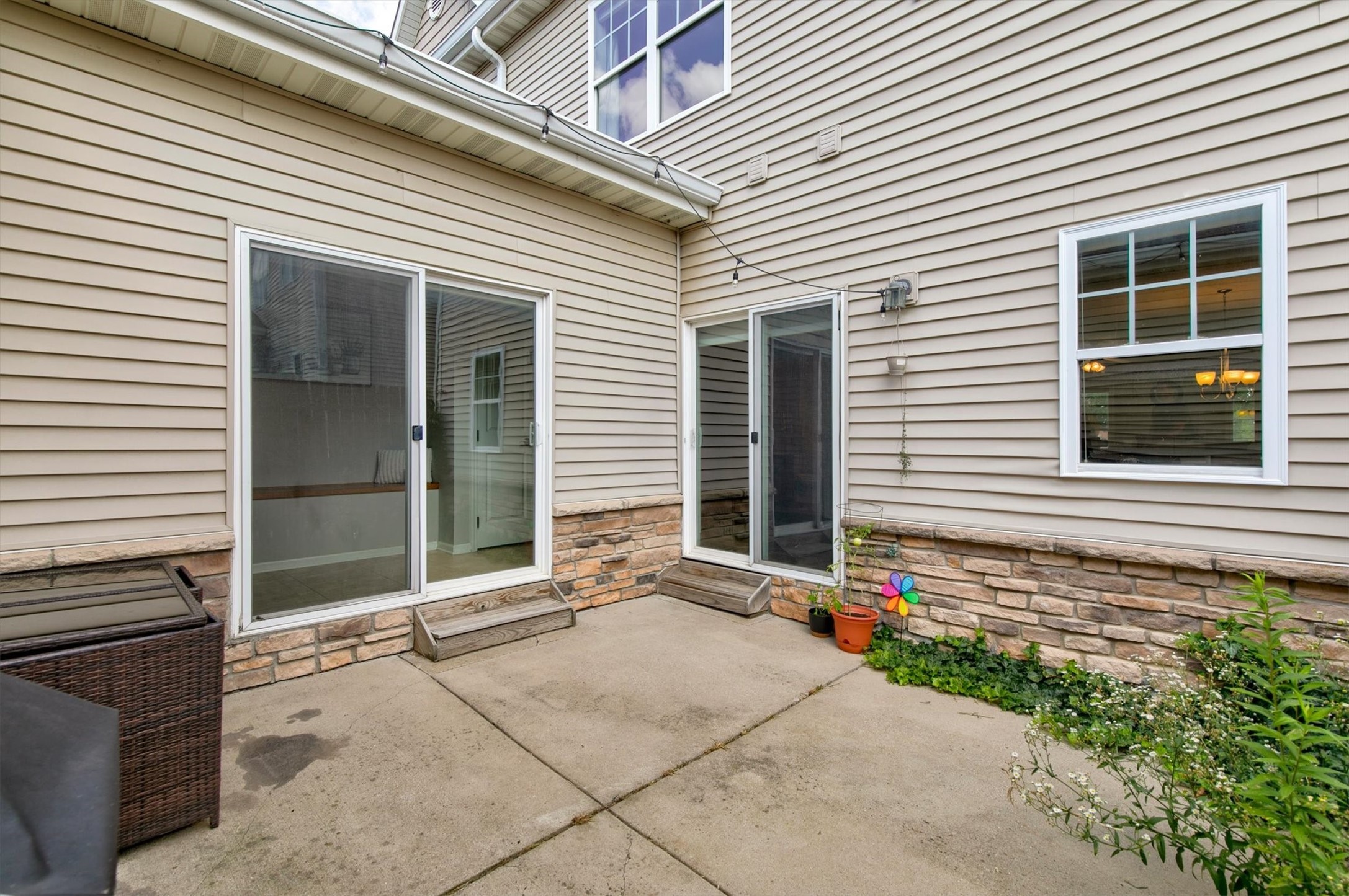6330 Beechtree Drive 10107
