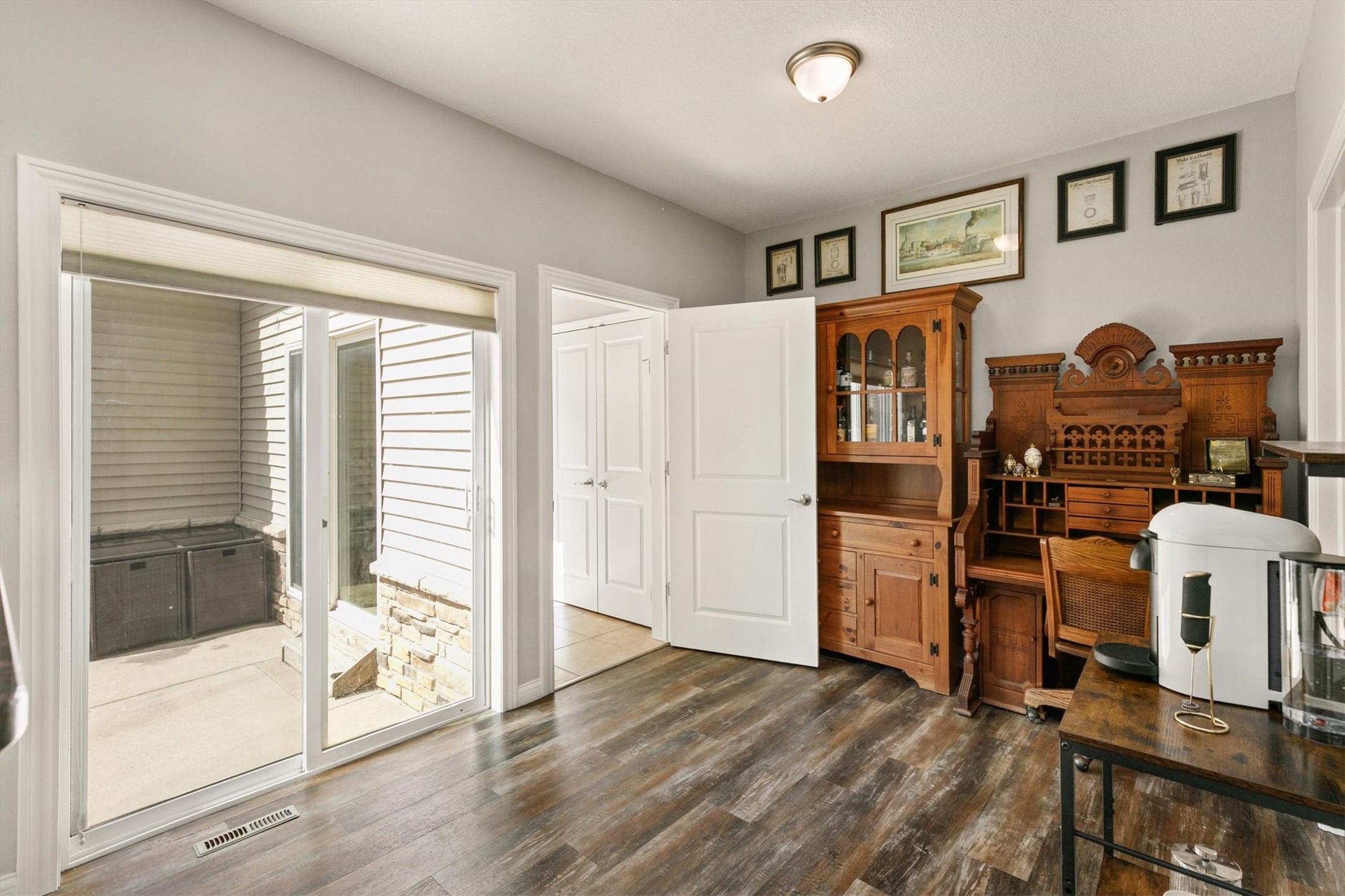 6330 Beechtree Drive 10107