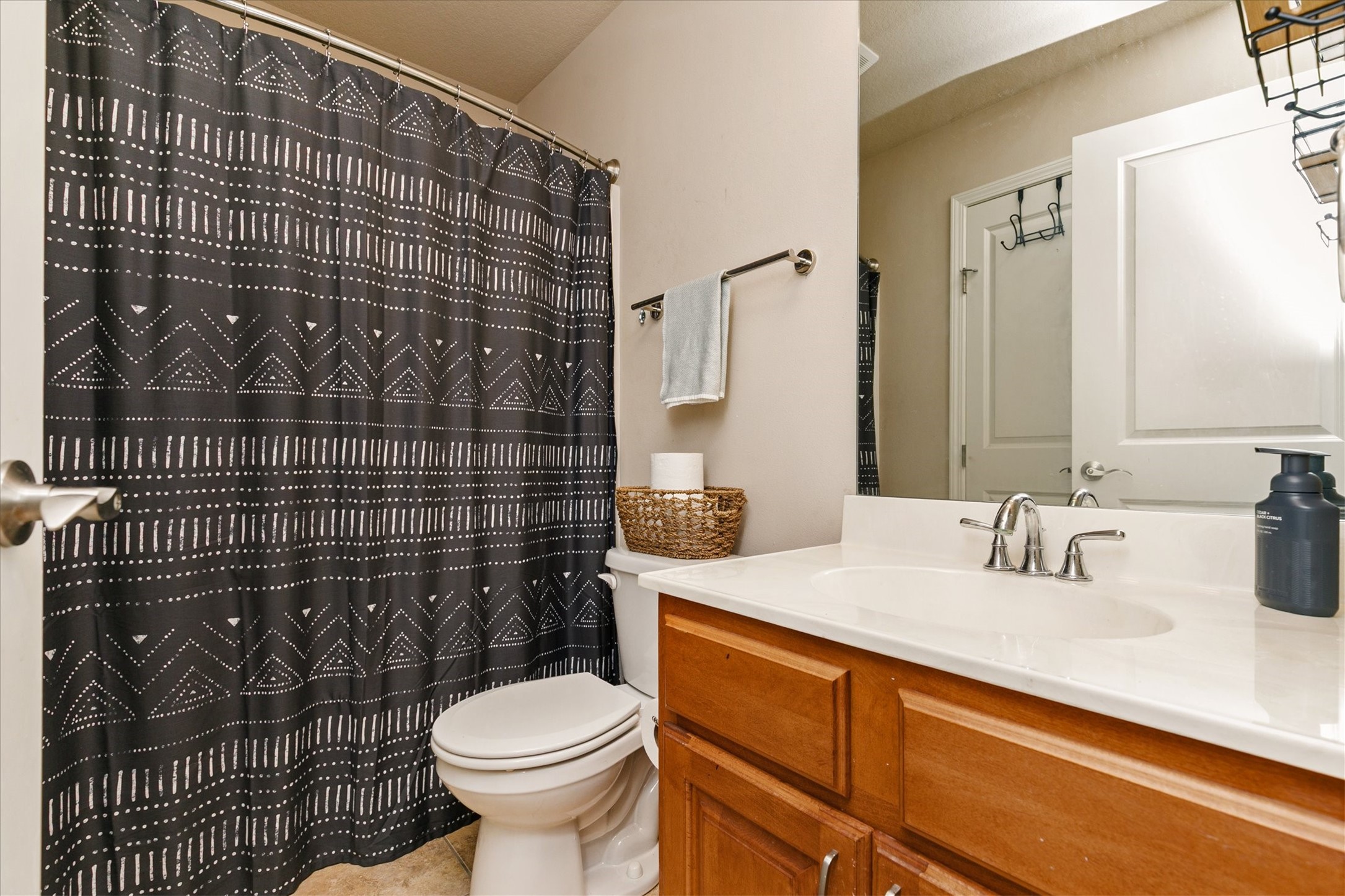 6330 Beechtree Drive 10107