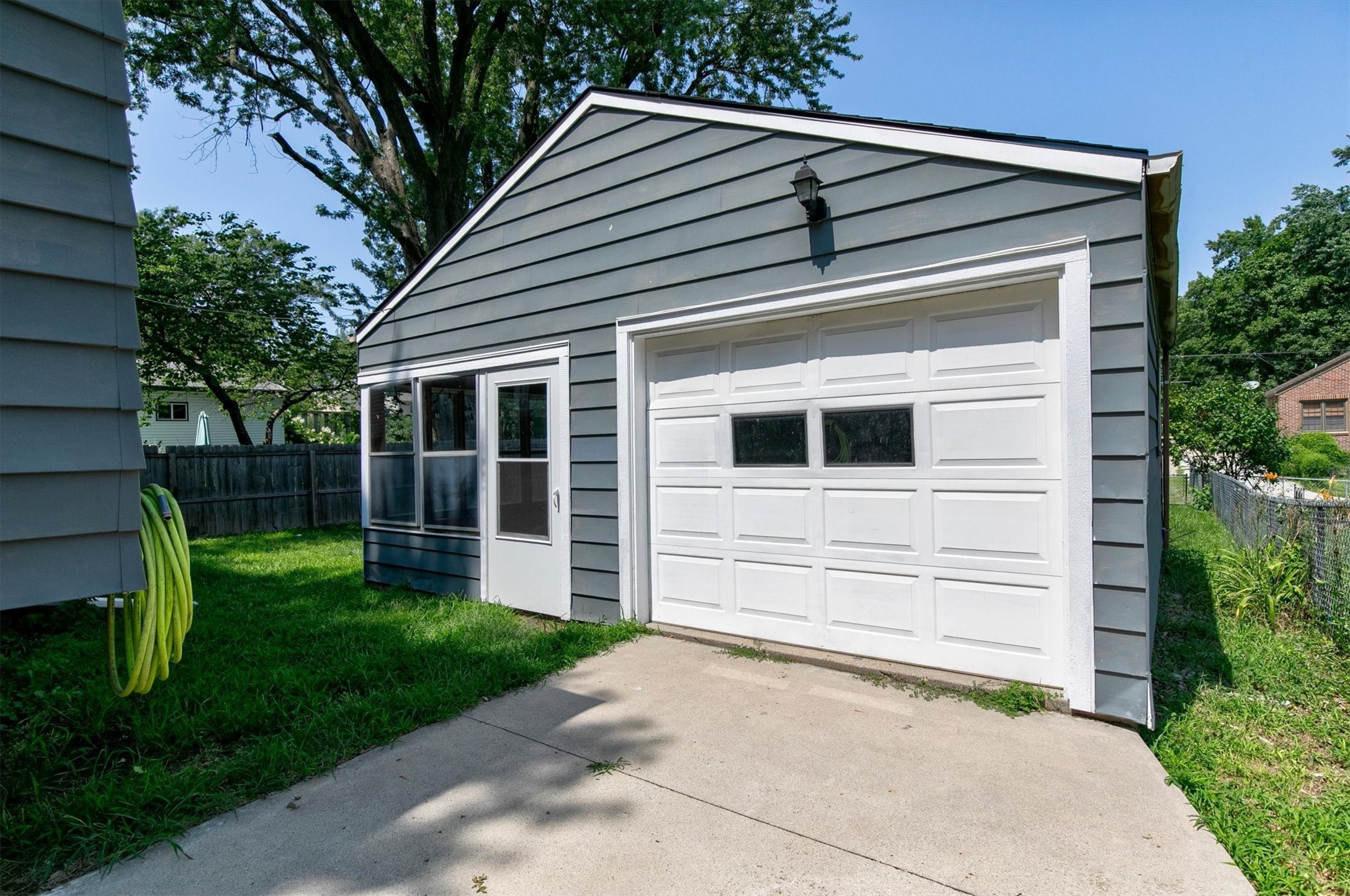 1309 Broad Street