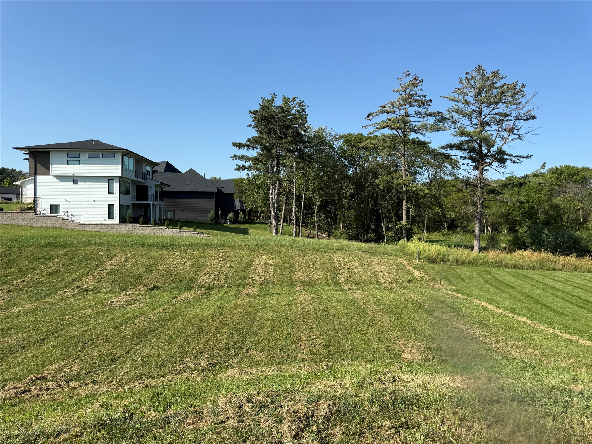 18275 Valleyview Circle