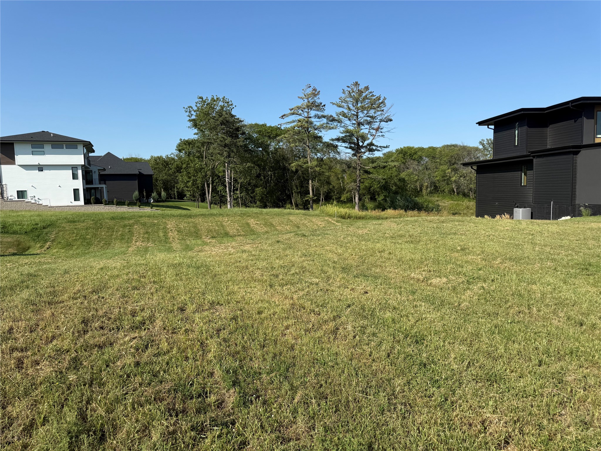 18275 Valleyview Circle