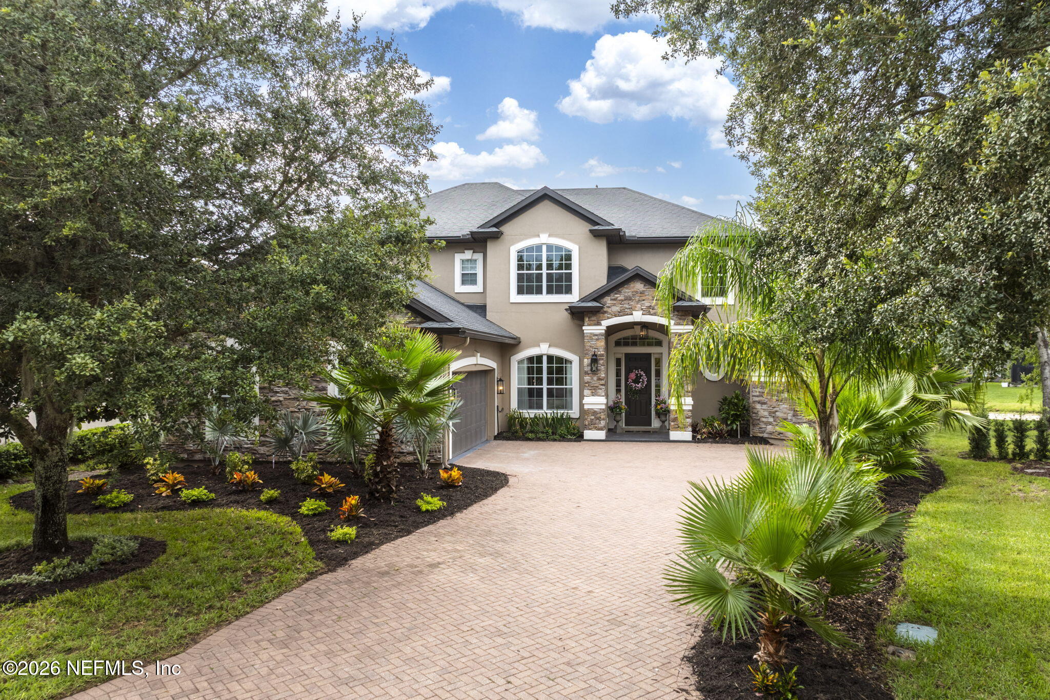 85 GLENALBY Place