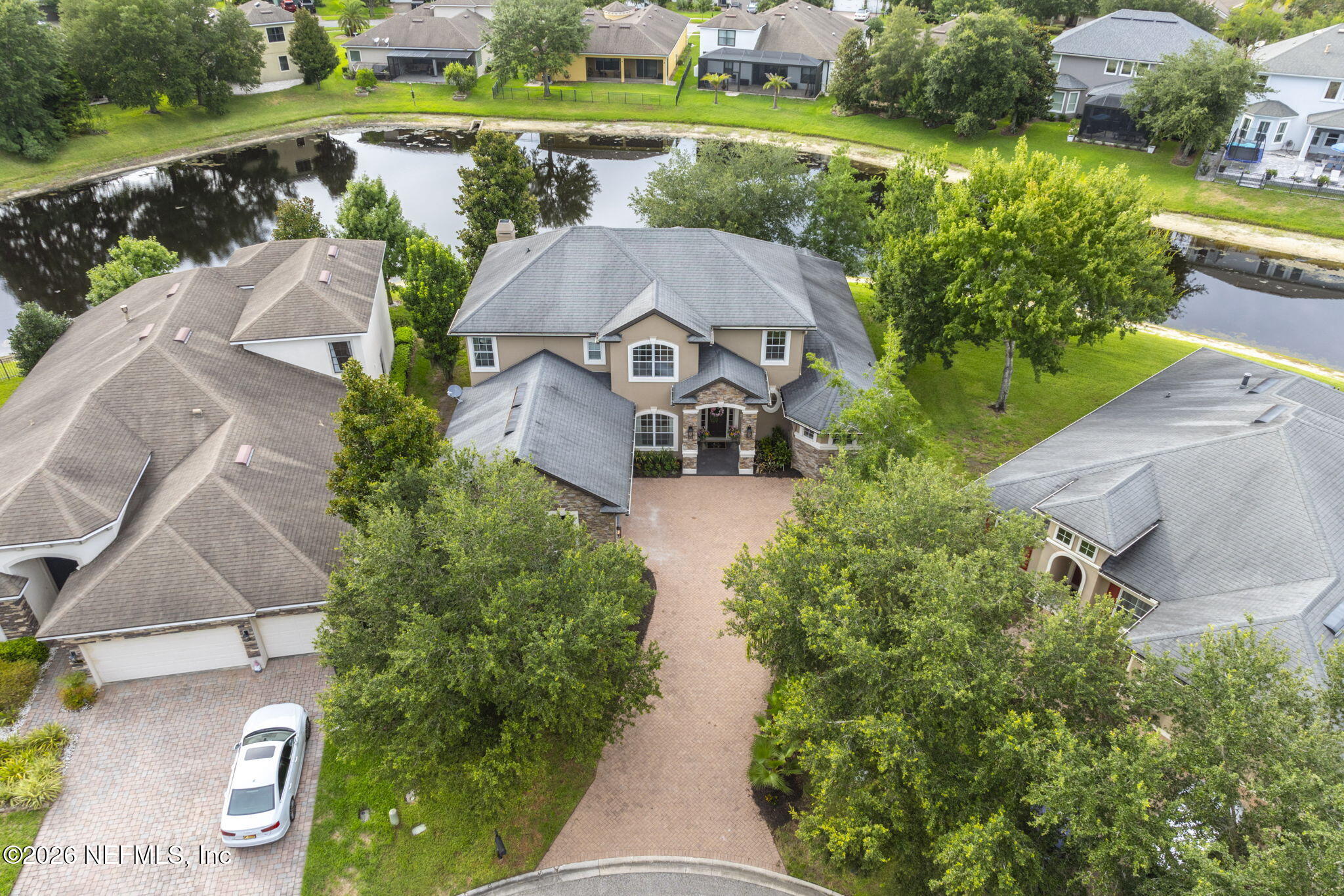 85 GLENALBY Place