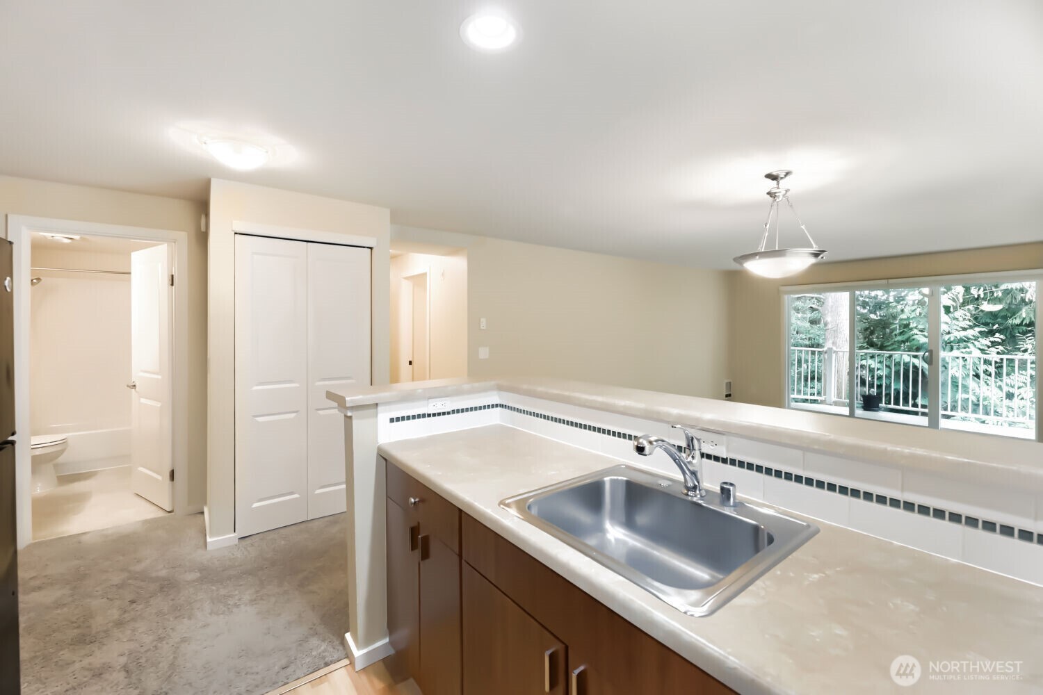 16101 BOTHELL EVERETT Highway Unit: D204