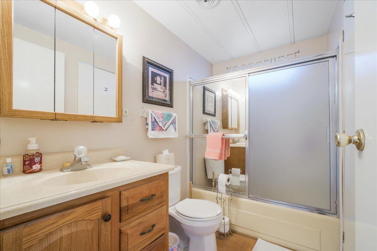 32857 Bloomfield AVE