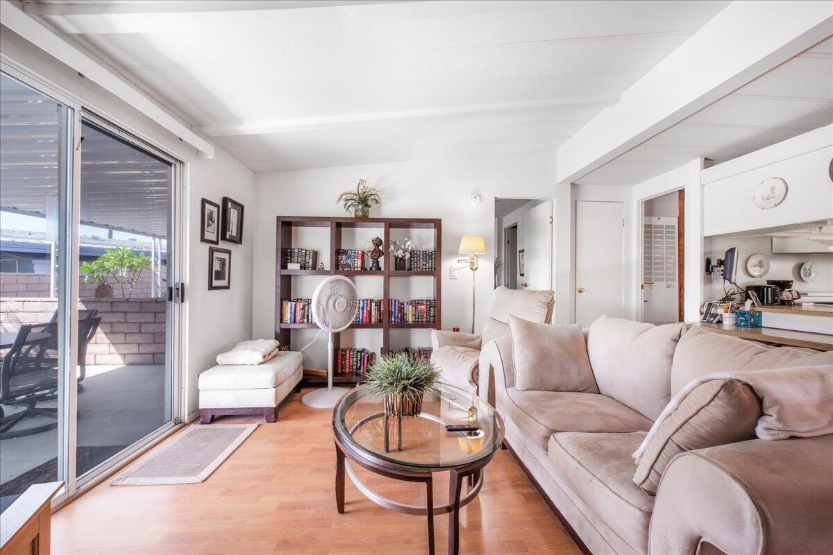 32857 Bloomfield AVE