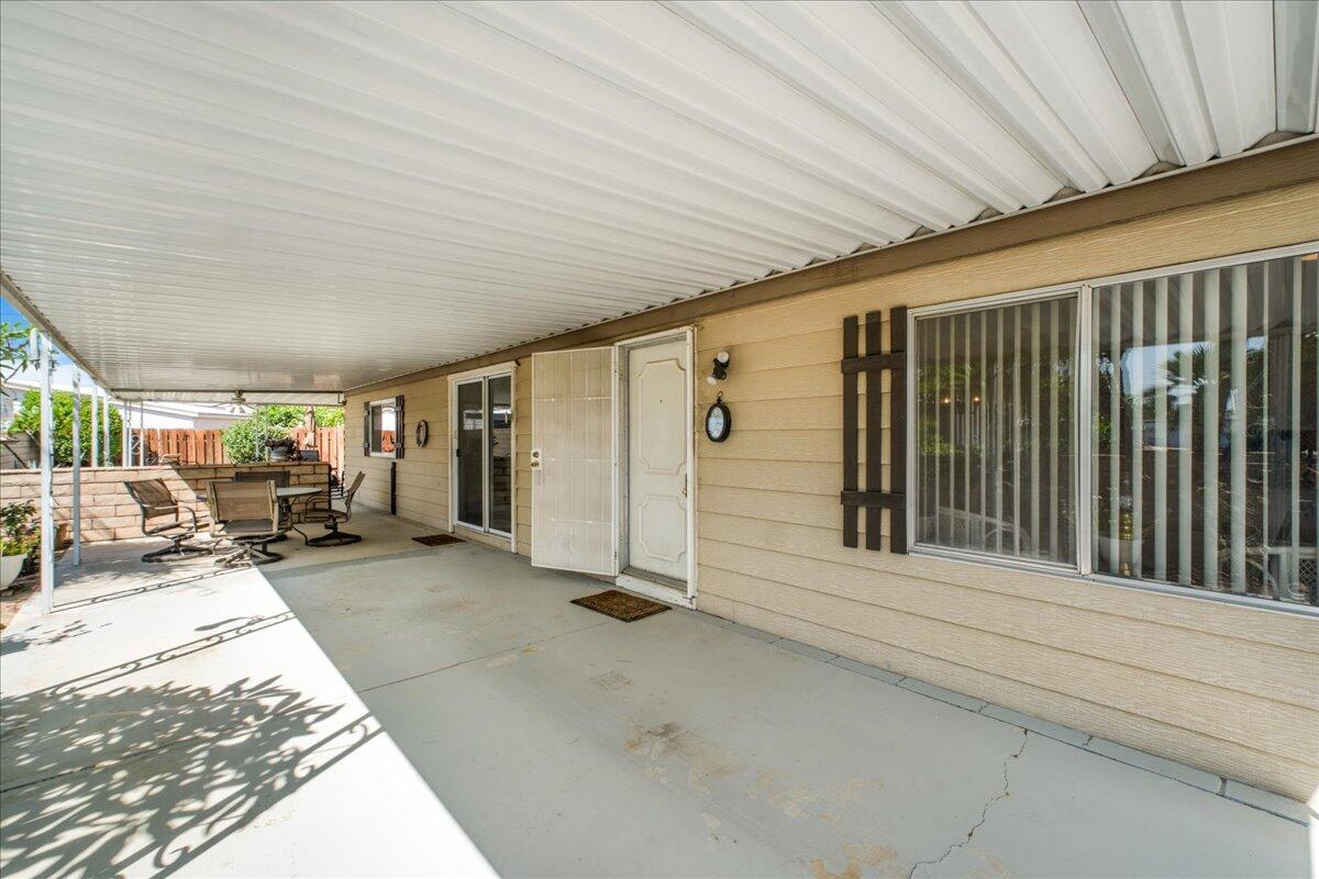 32857 Bloomfield AVE