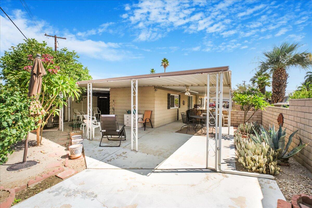 32857 Bloomfield AVE