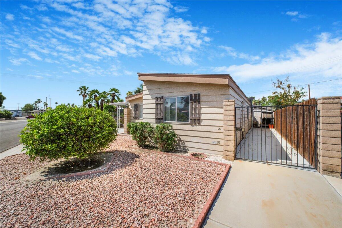 32857 Bloomfield AVE