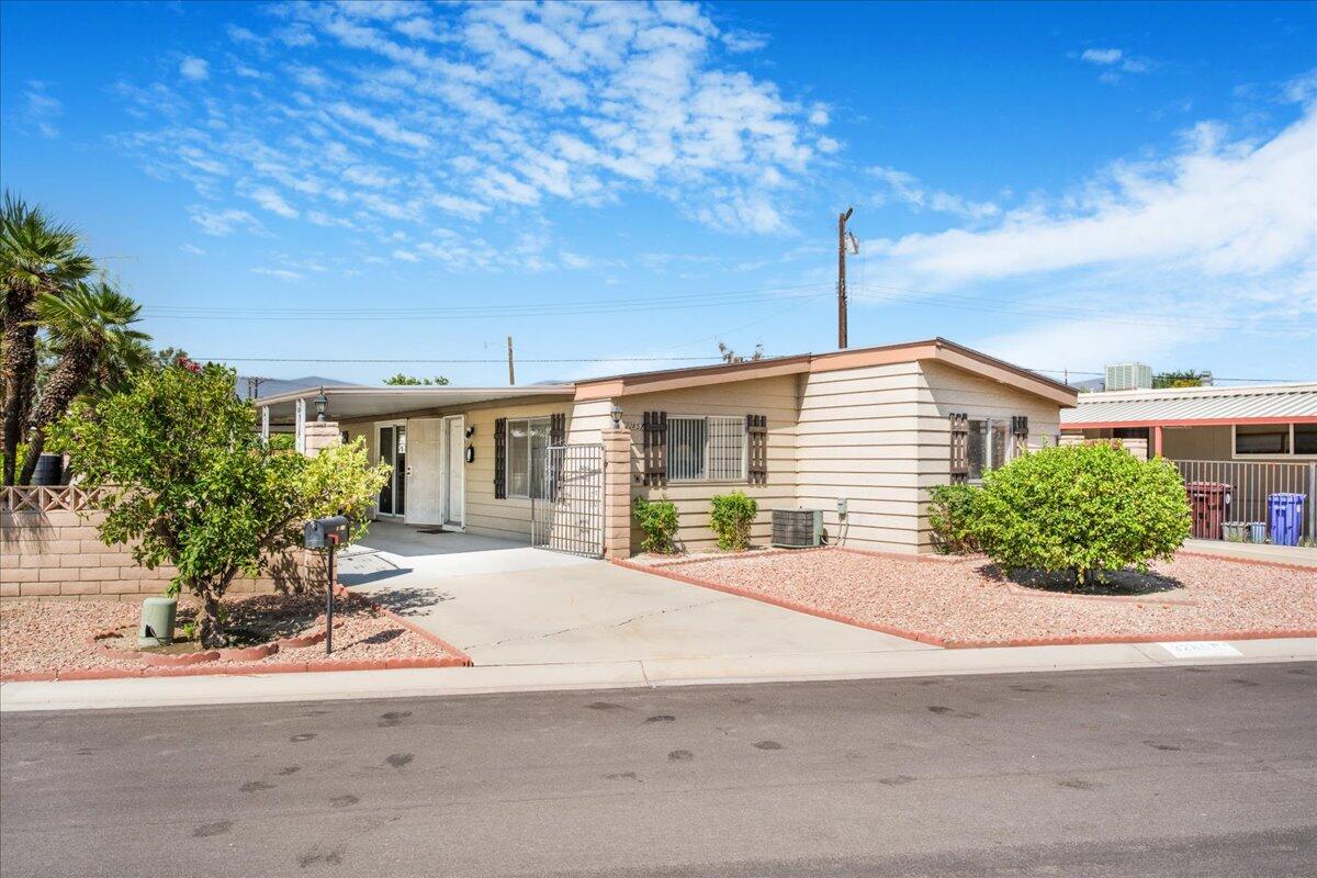 32857 Bloomfield AVE