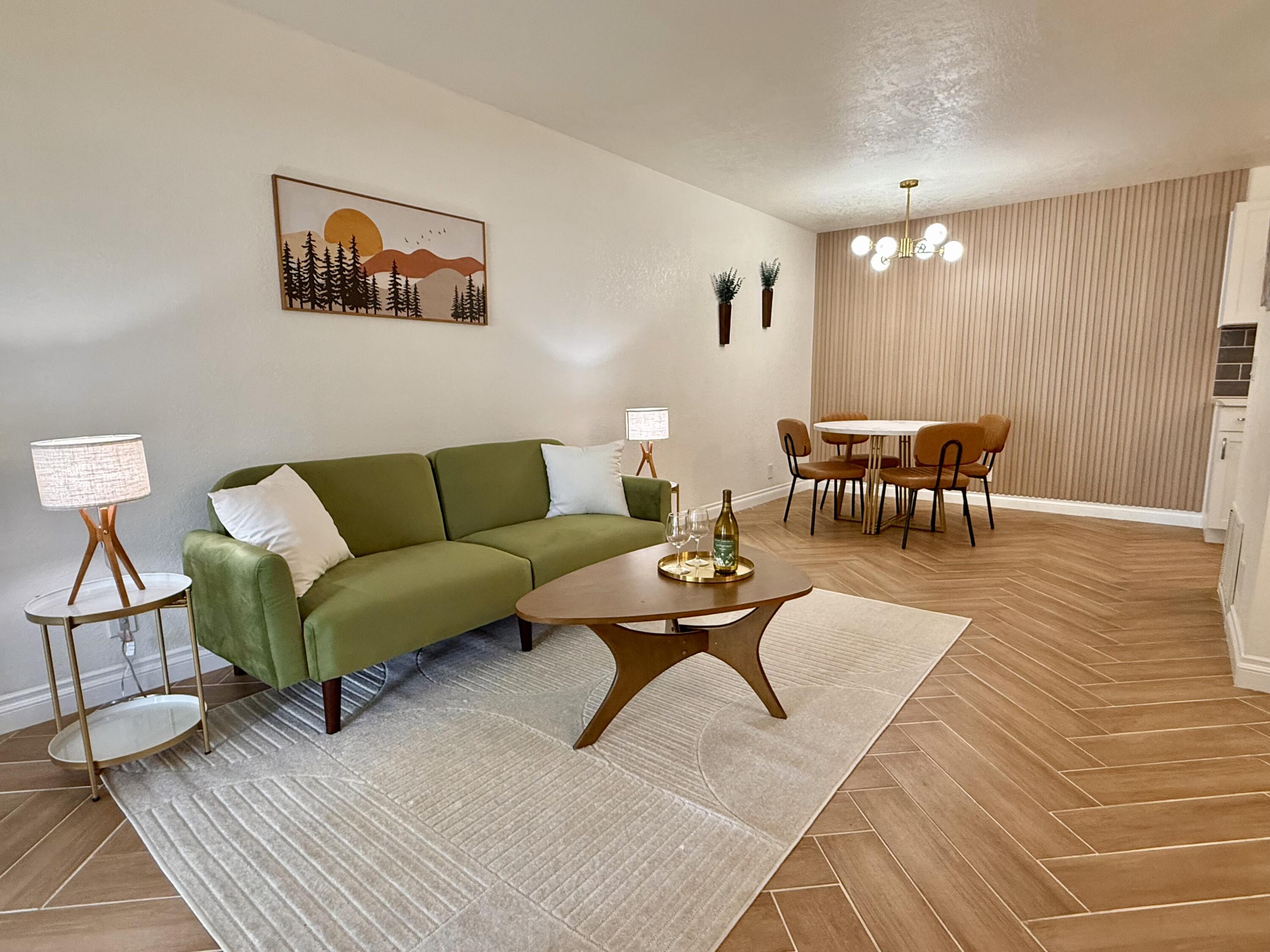 2875 N Los Felices RD Unit: 107