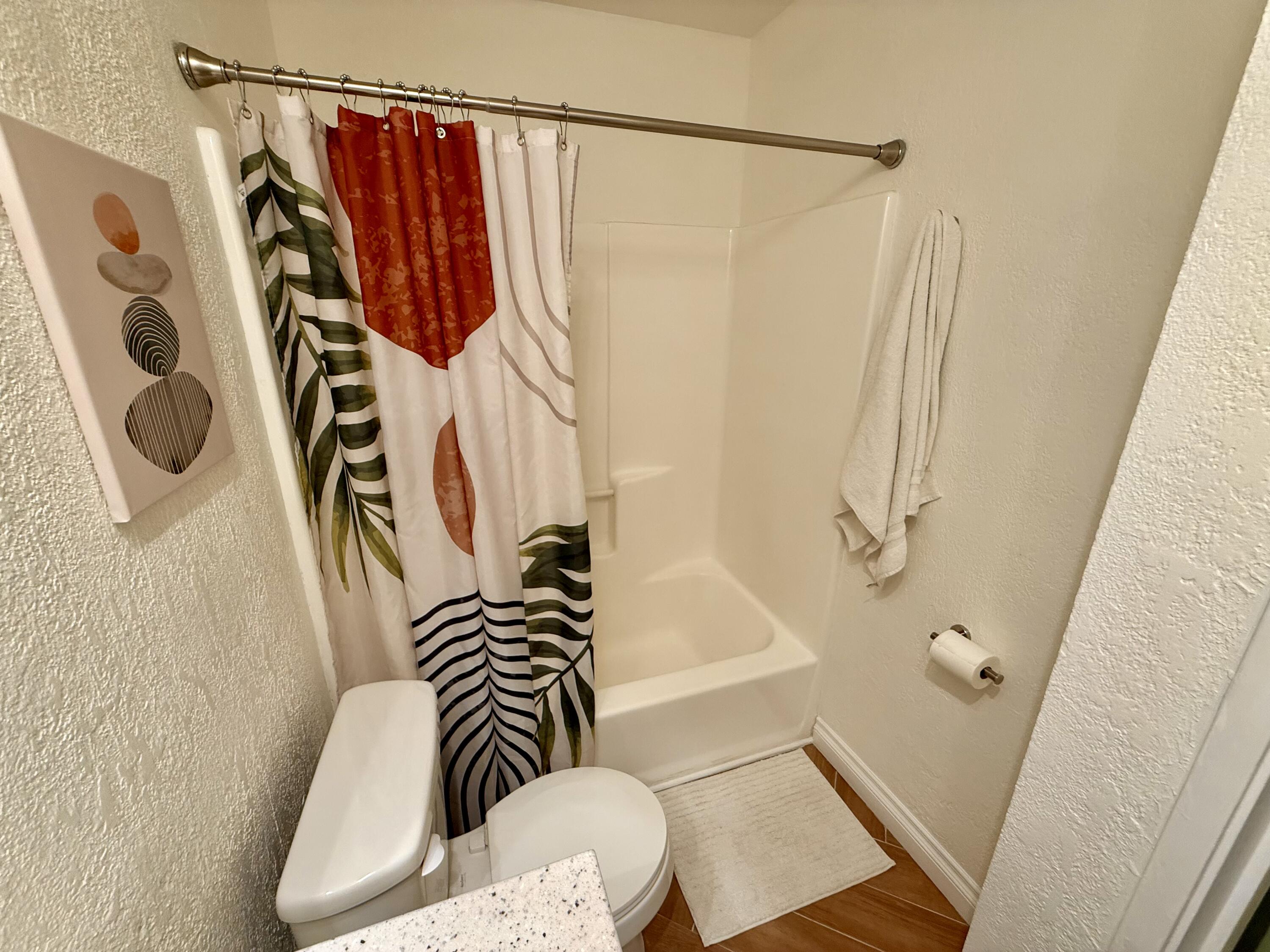 2875 N Los Felices RD Unit: 107