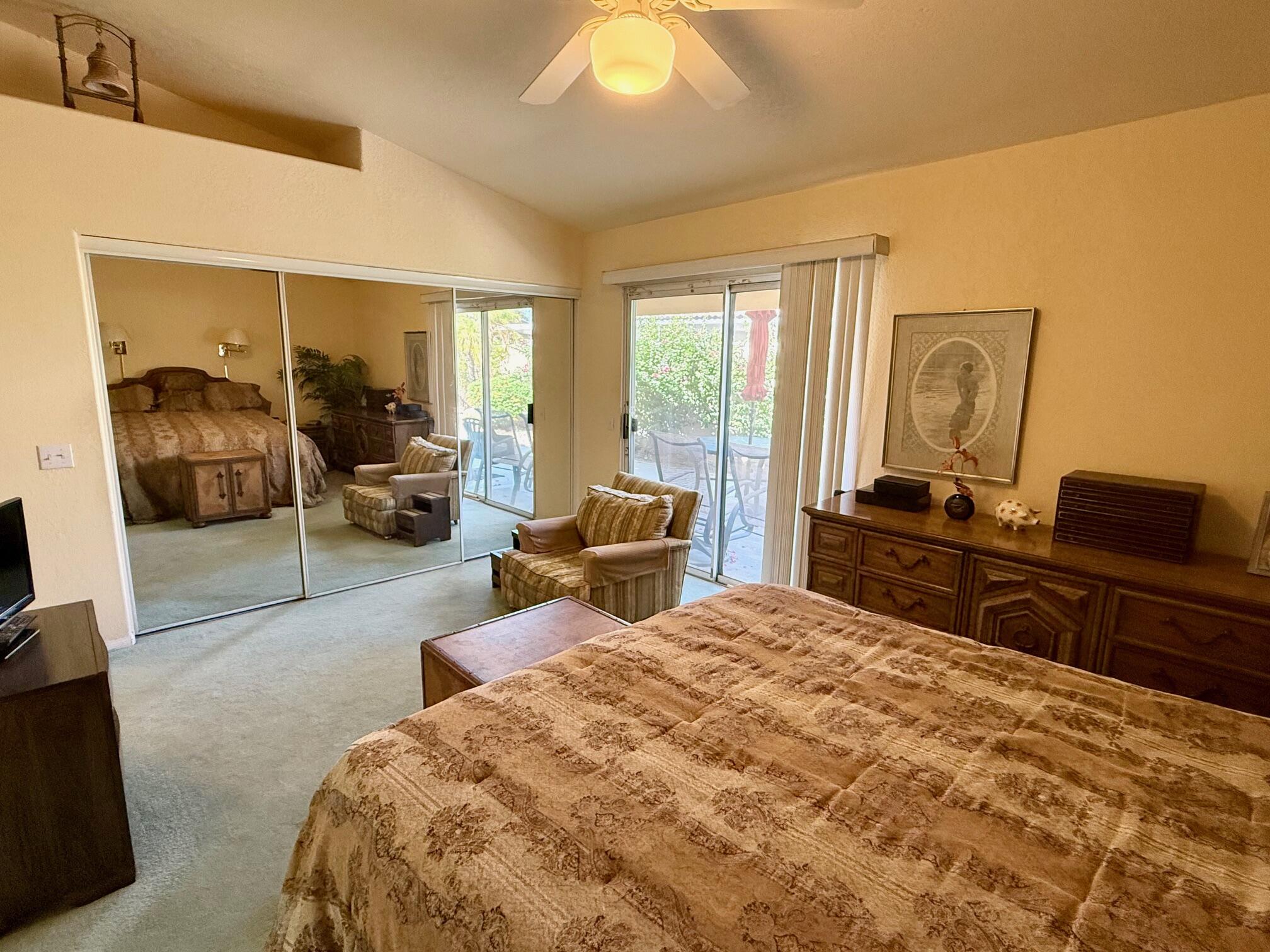 33853 Drifting Sands CIR