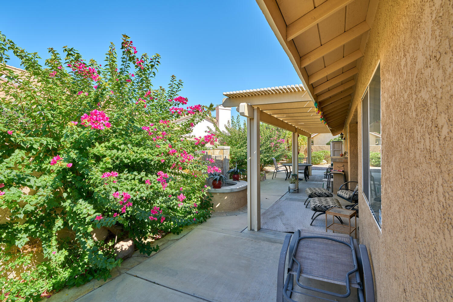 33853 Drifting Sands CIR