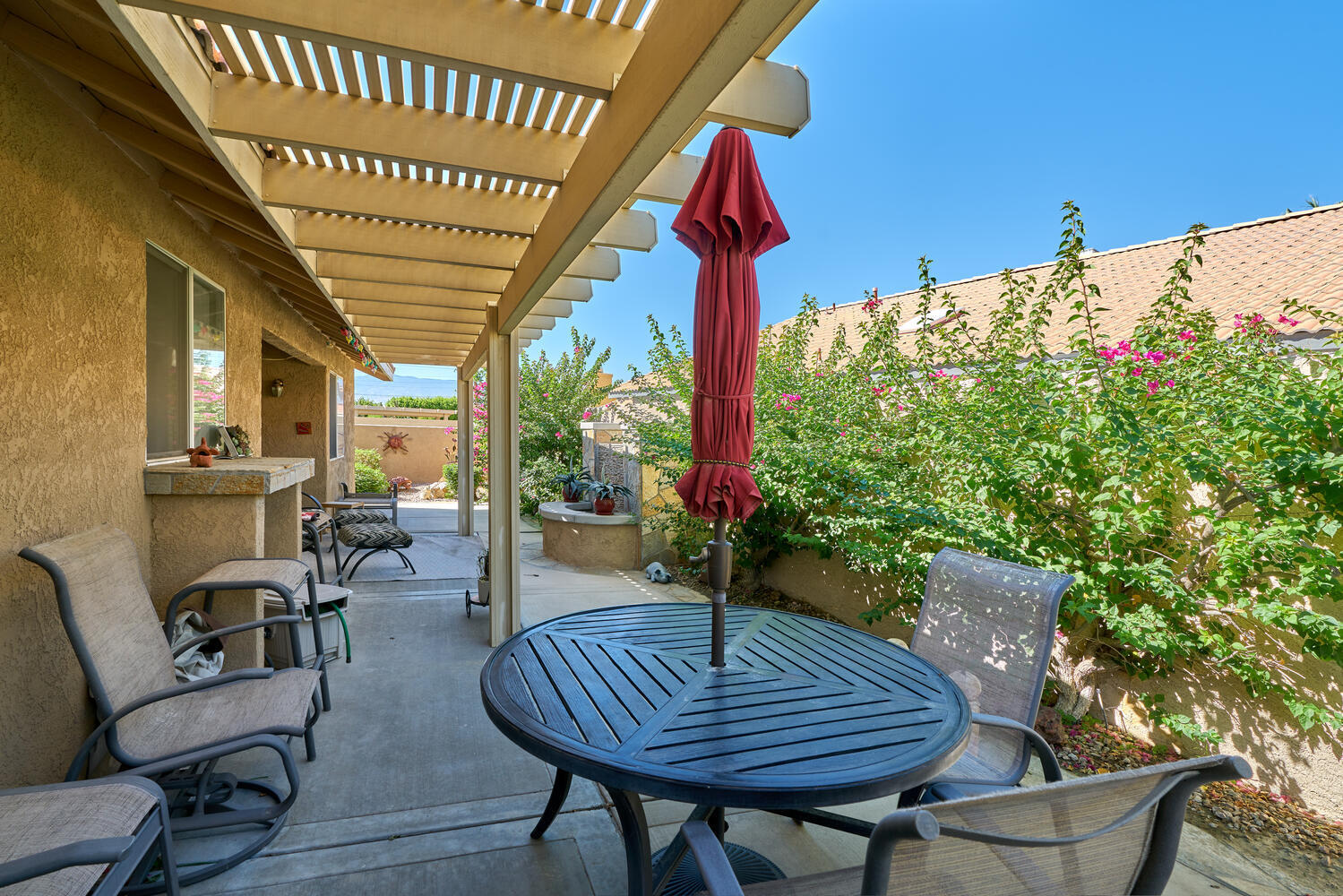 33853 Drifting Sands CIR