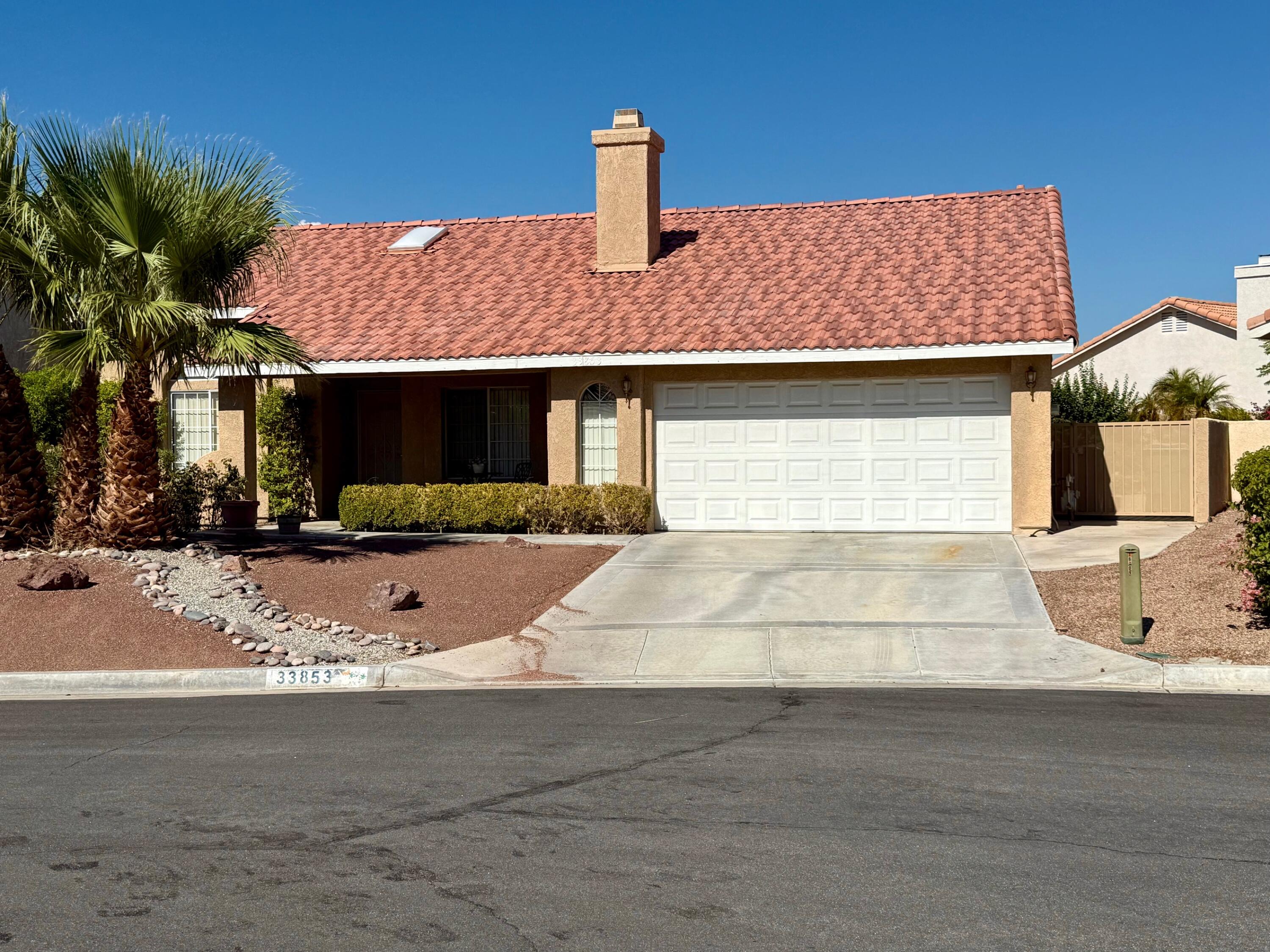 33853 Drifting Sands CIR