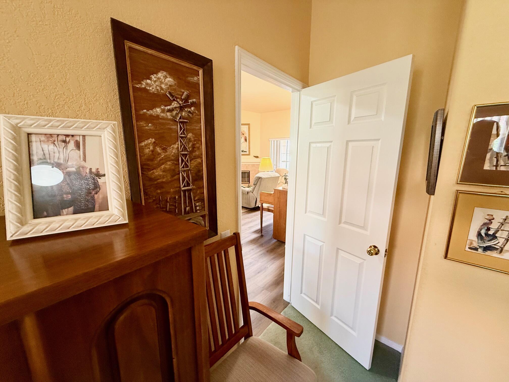 33853 Drifting Sands CIR