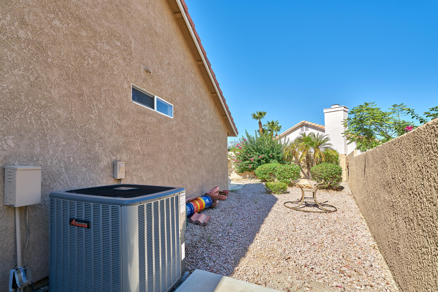 33853 Drifting Sands CIR