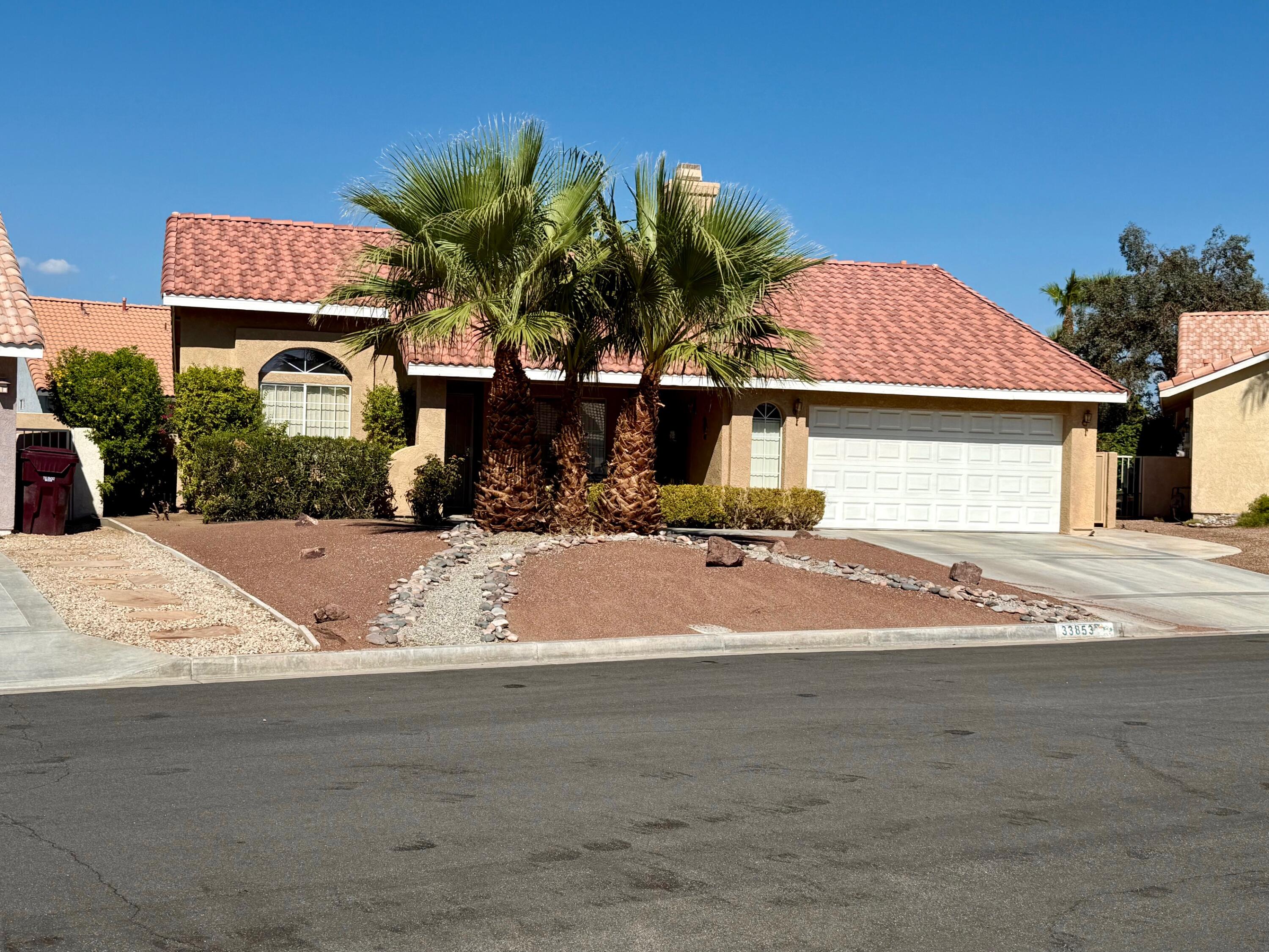 33853 Drifting Sands CIR